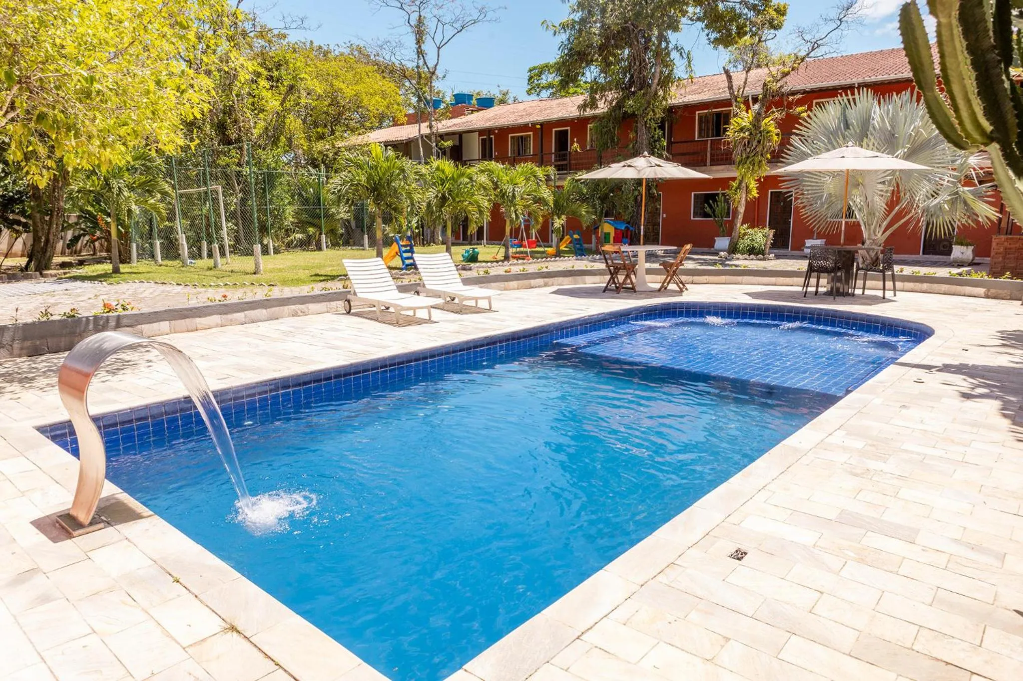 Pool view in Pousada In Bali - Maresias
