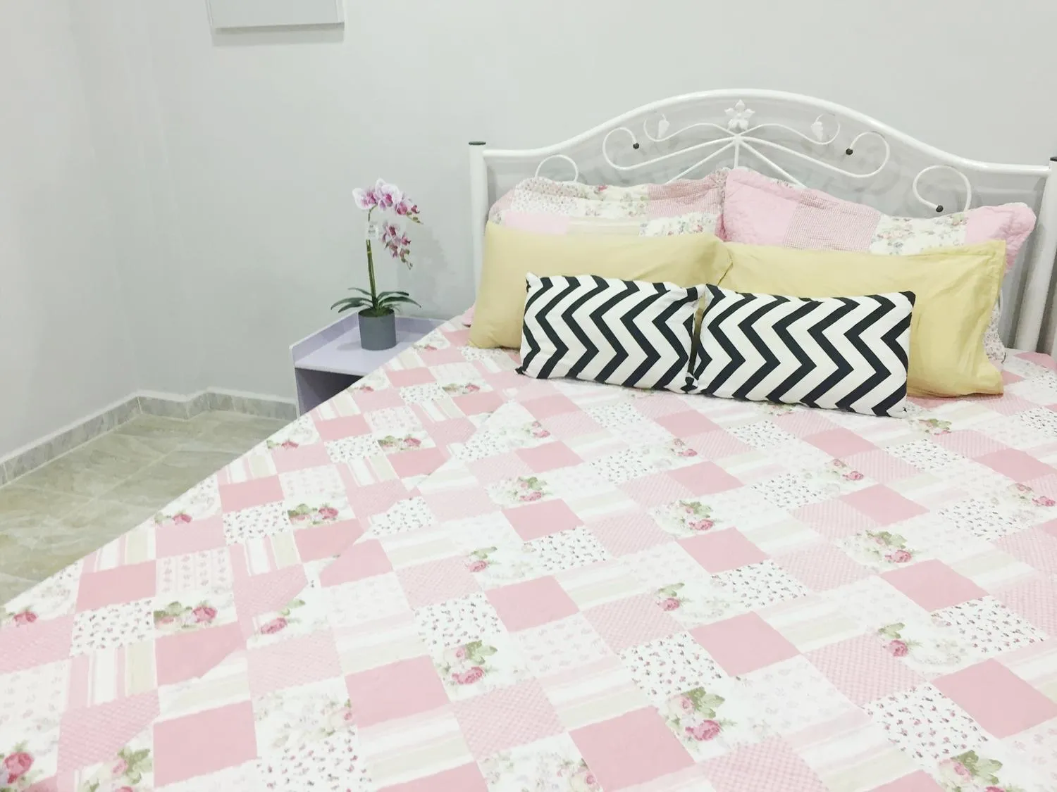 Bed in CASA RIMBAYU GUESTHOUSE CHUKAI