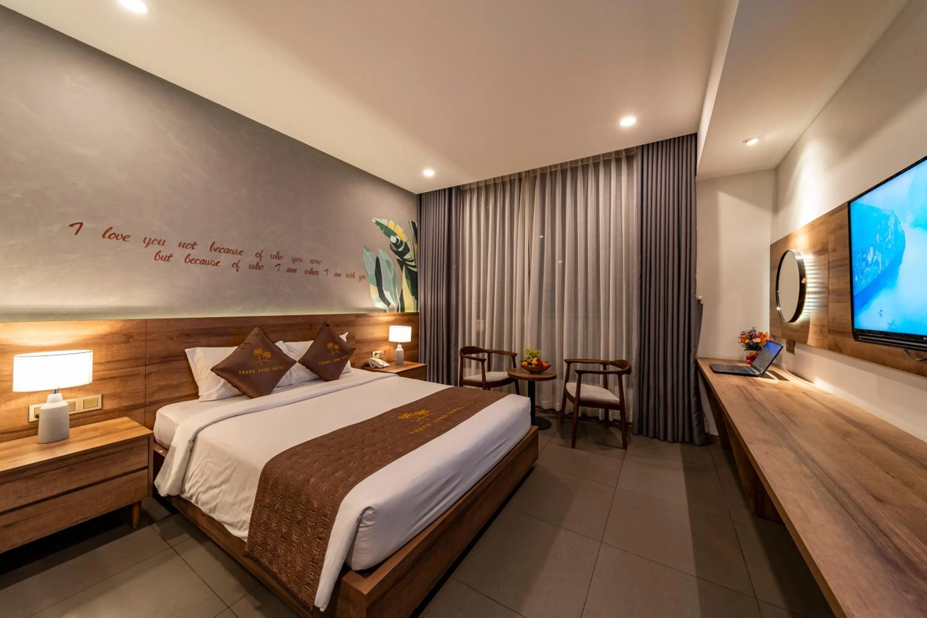 Bed in Thanh Long Hotel - Tra Khuc
