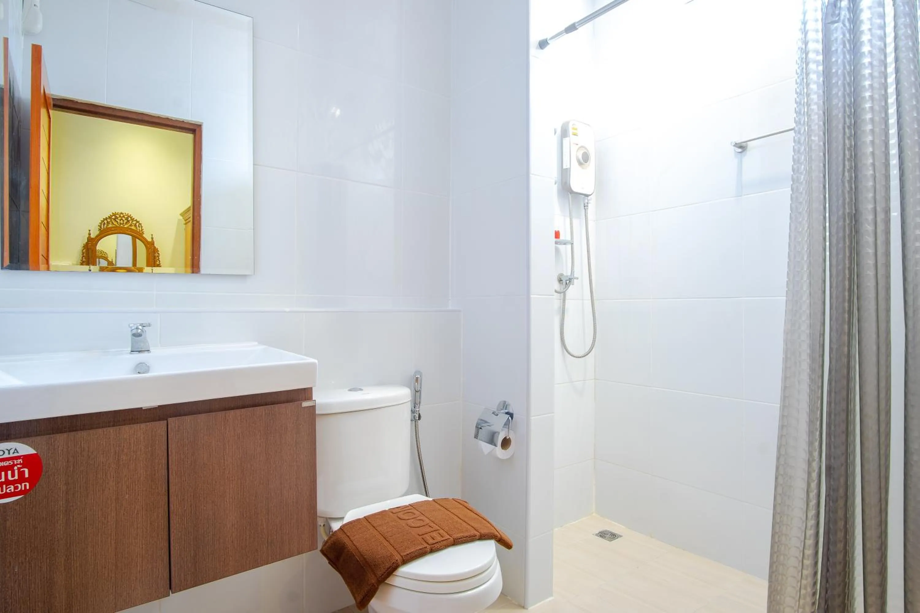 Bathroom in Prayai Changthai Resort