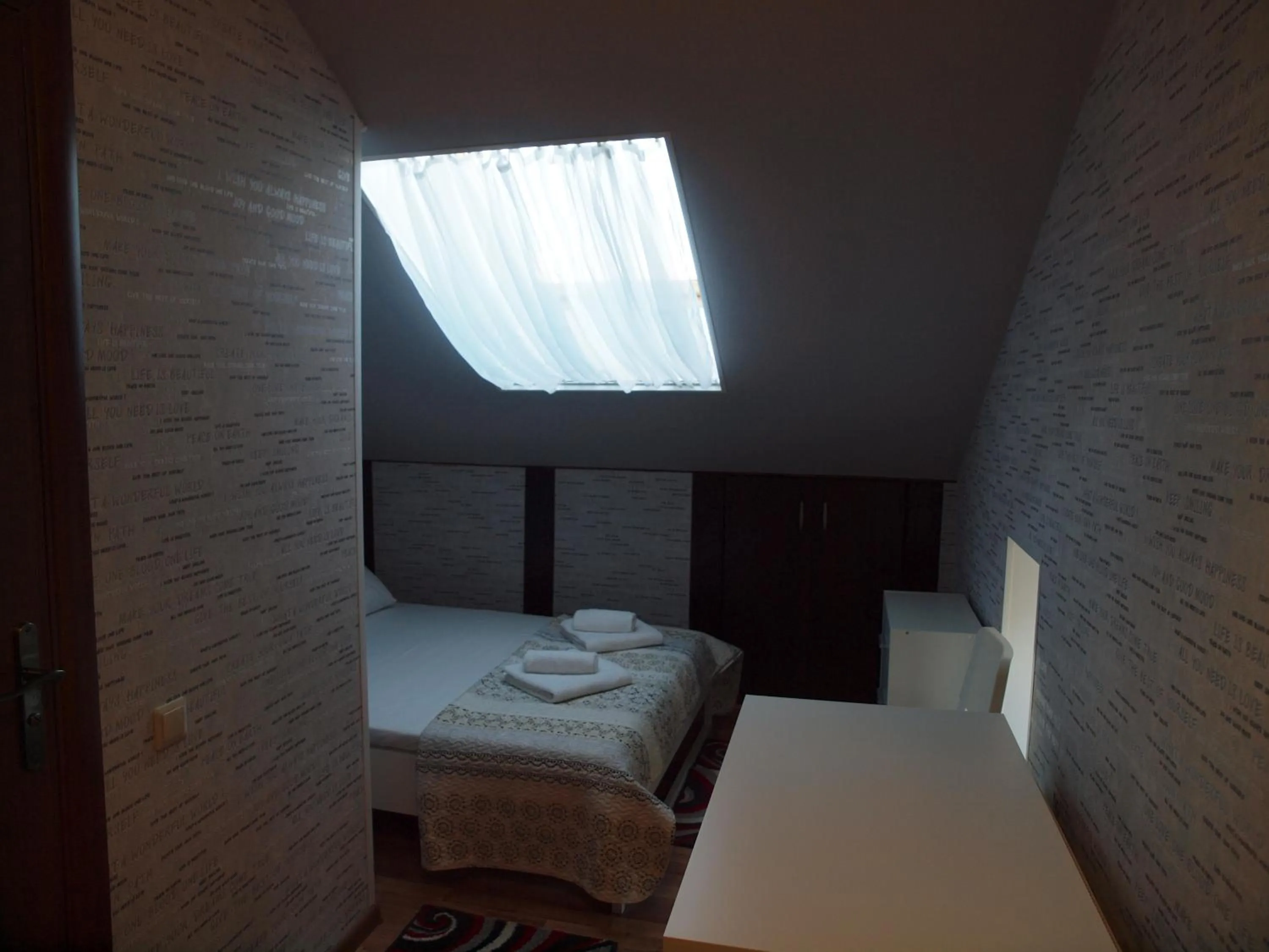 Photo of the whole room, Bed in City Westa Hotel