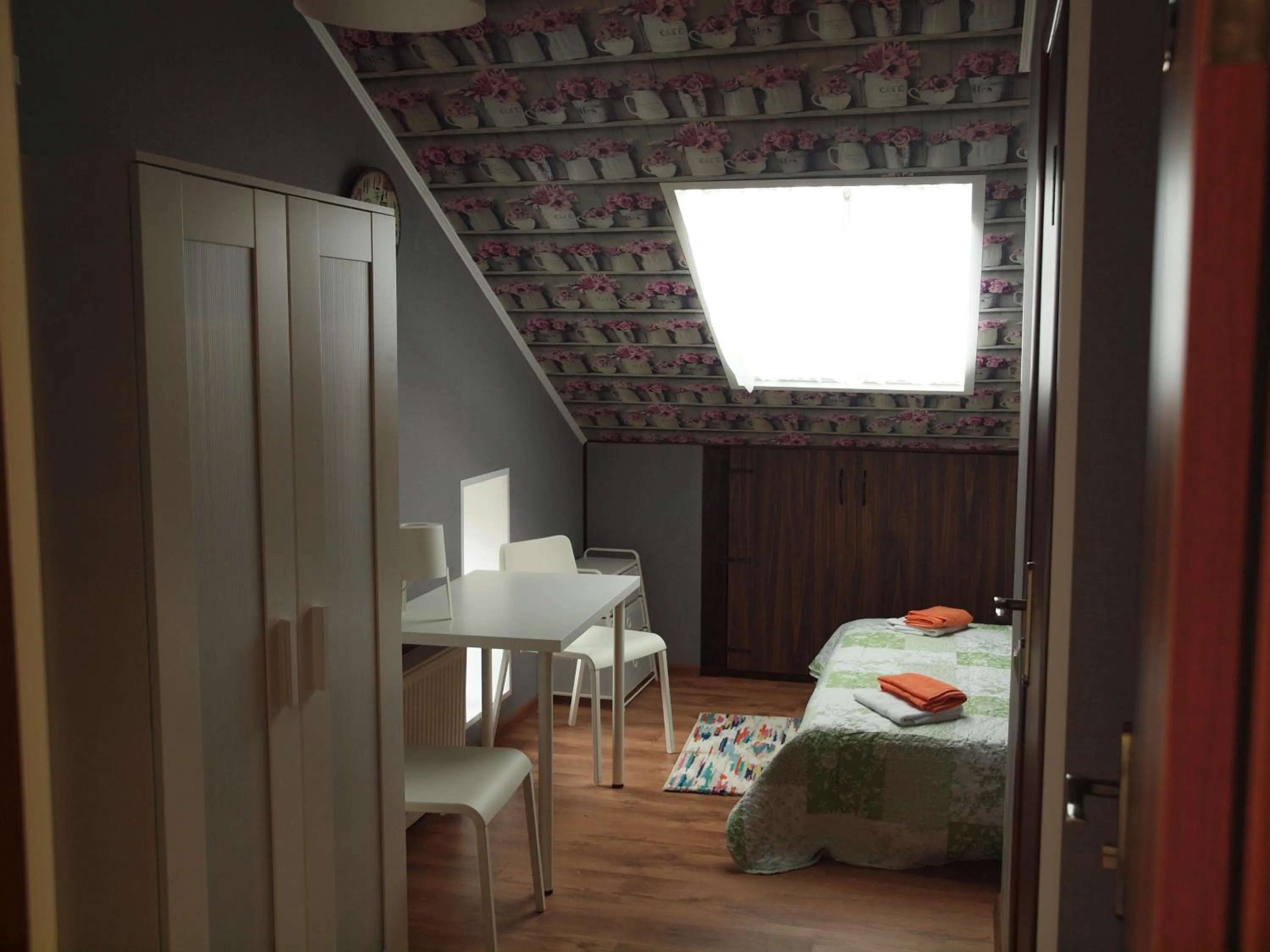 Photo of the whole room, Bed in City Westa Hotel