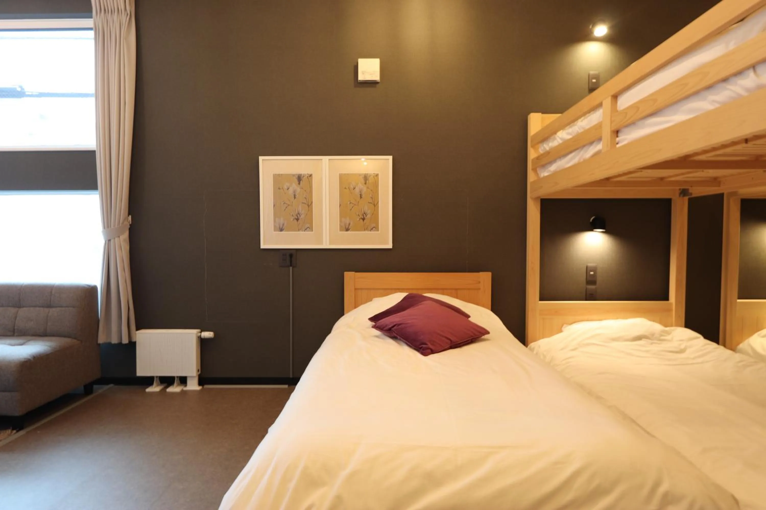 Photo of the whole room, Bed in Hotel Ekolu