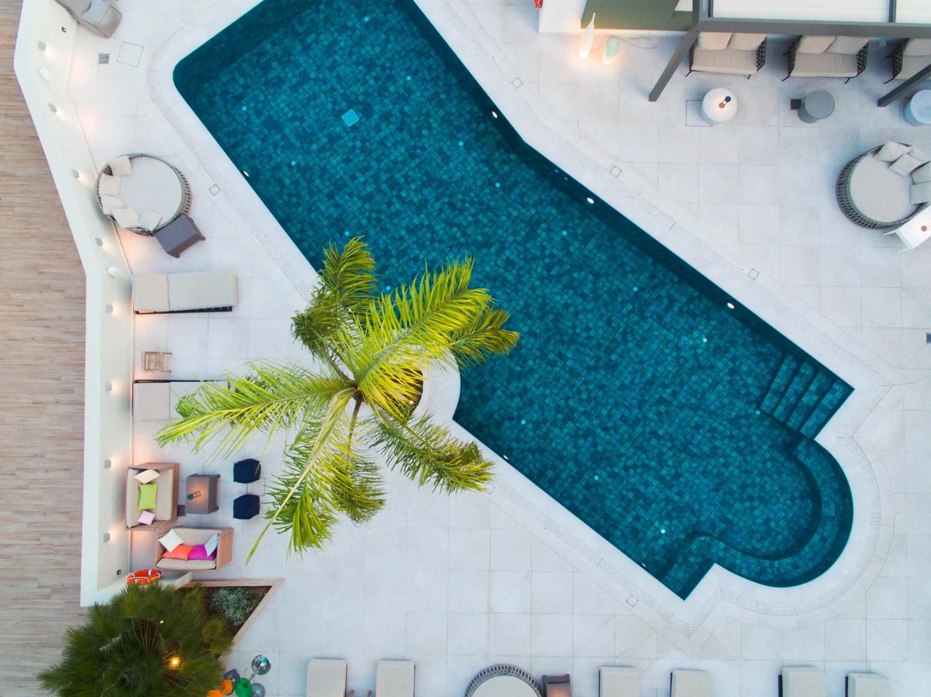 Property building in Flisvos Royal Hotel & Suites