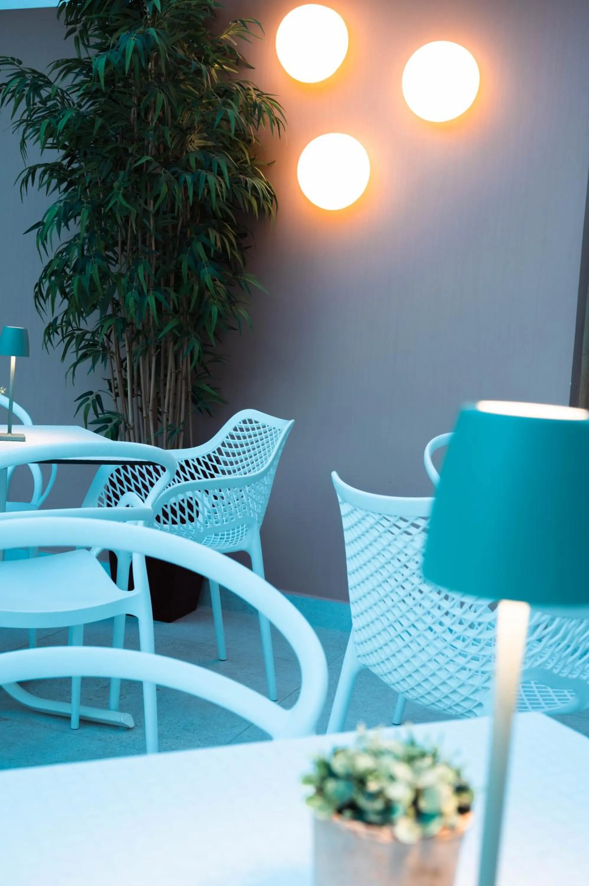 Property building in Flisvos Royal Hotel & Suites