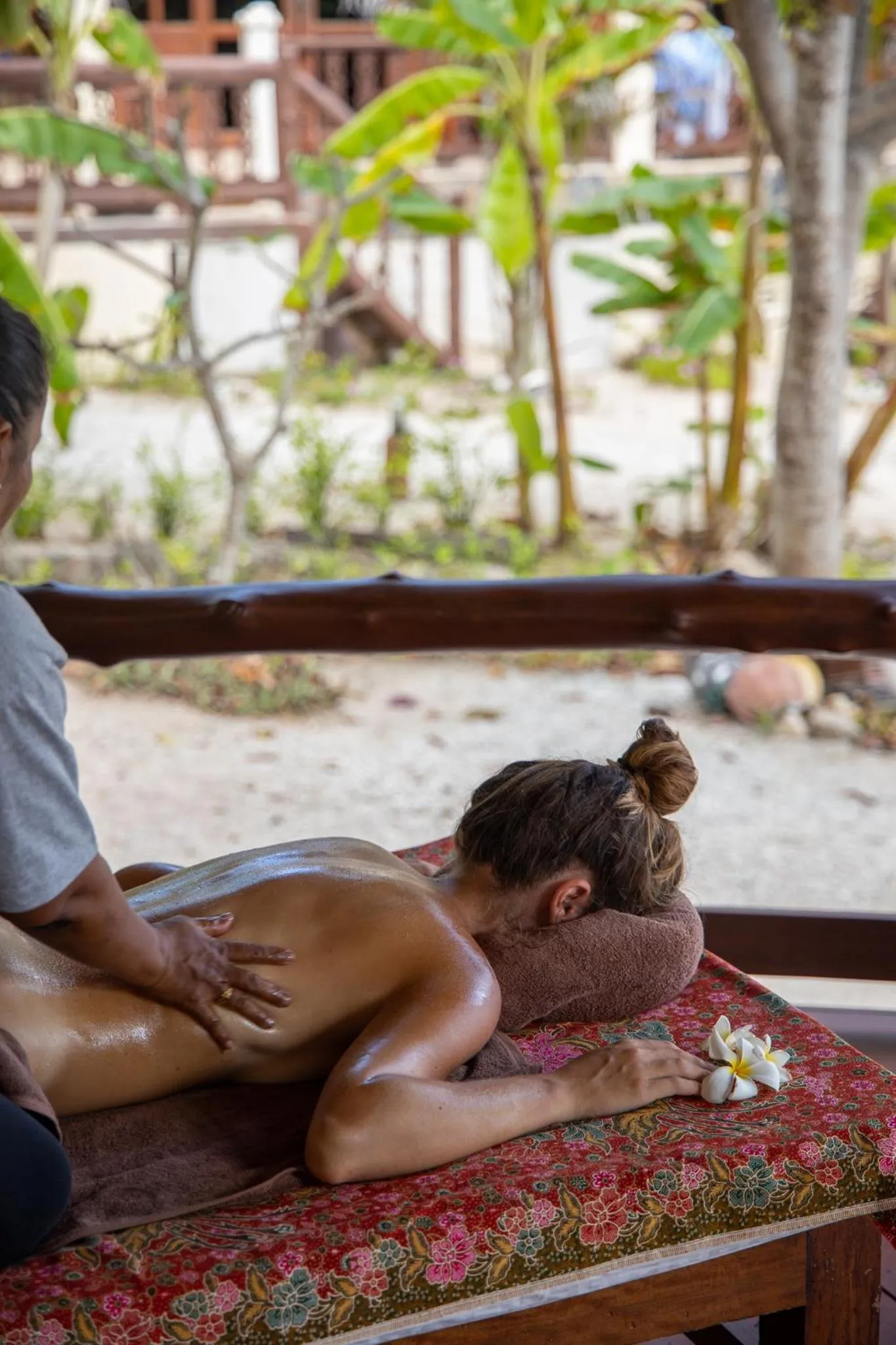 Massage in Coral View Resort