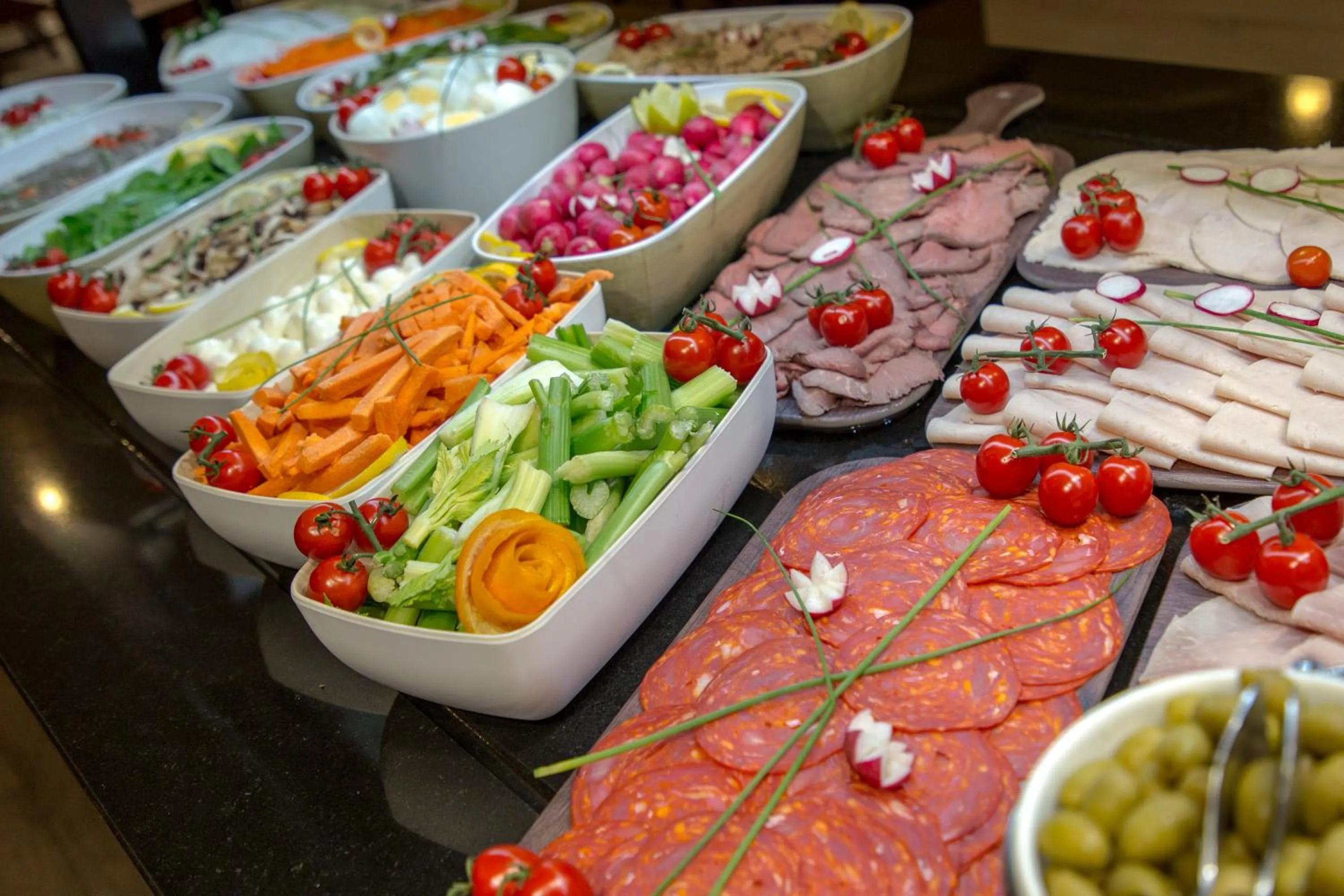 Restaurant/places to eat in SOWELL HOTELS L'Olivier