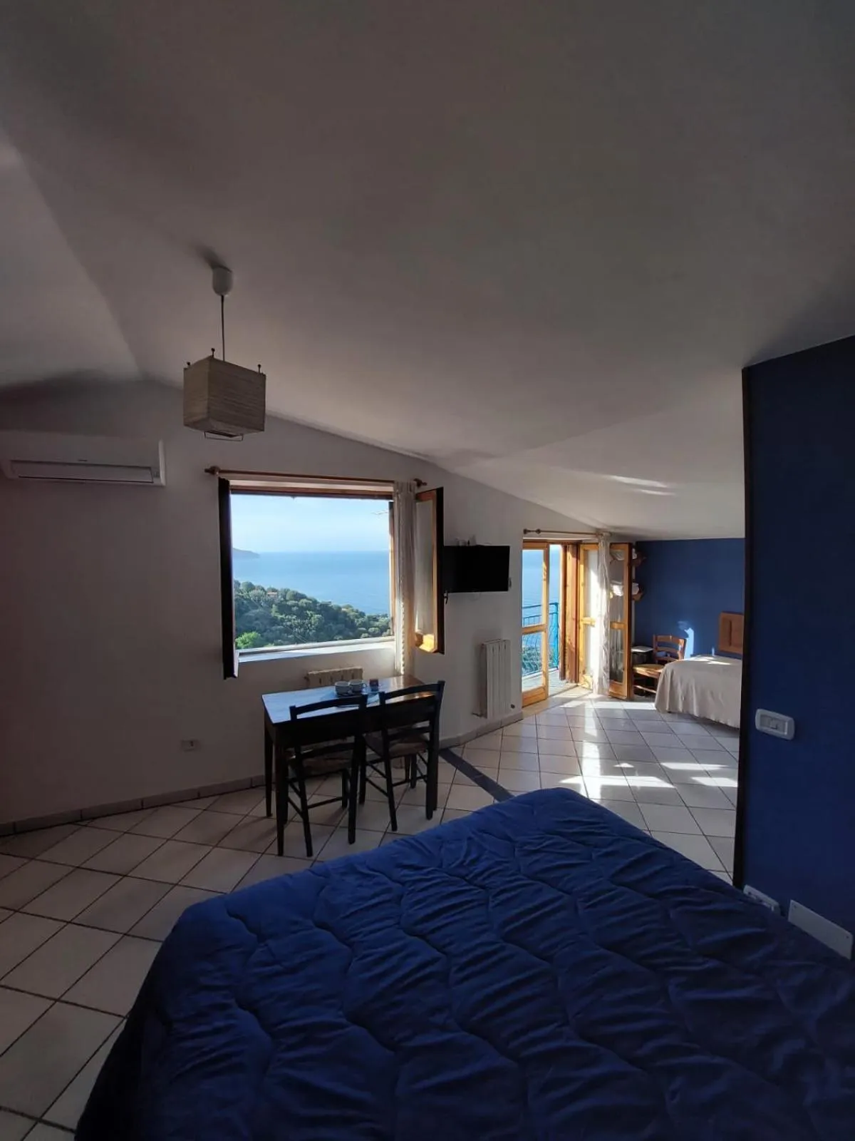 Bedroom, Bed in La Casa sul Blu Albergo Diffuso