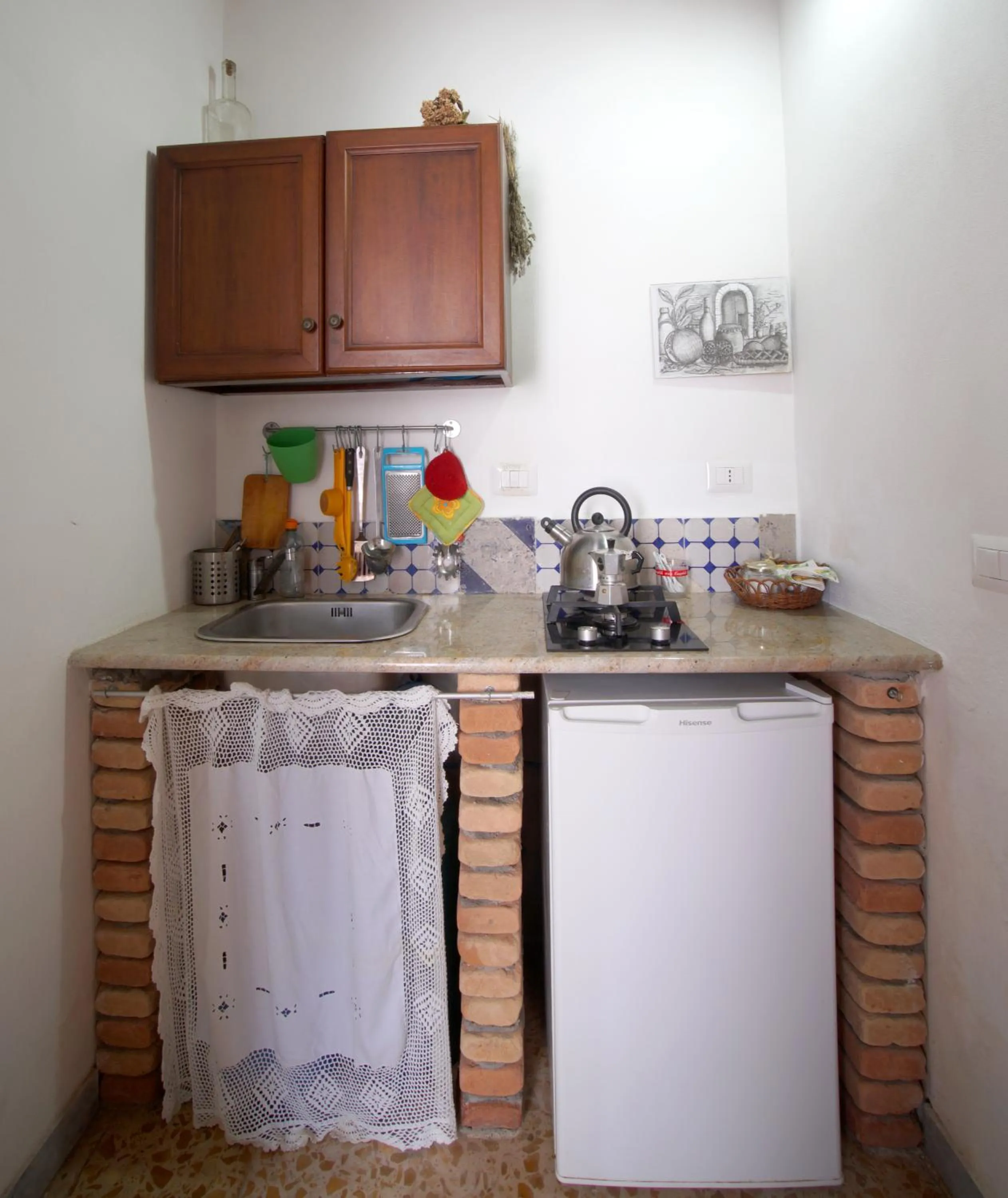 Coffee/tea facilities in La Casa sul Blu Albergo Diffuso
