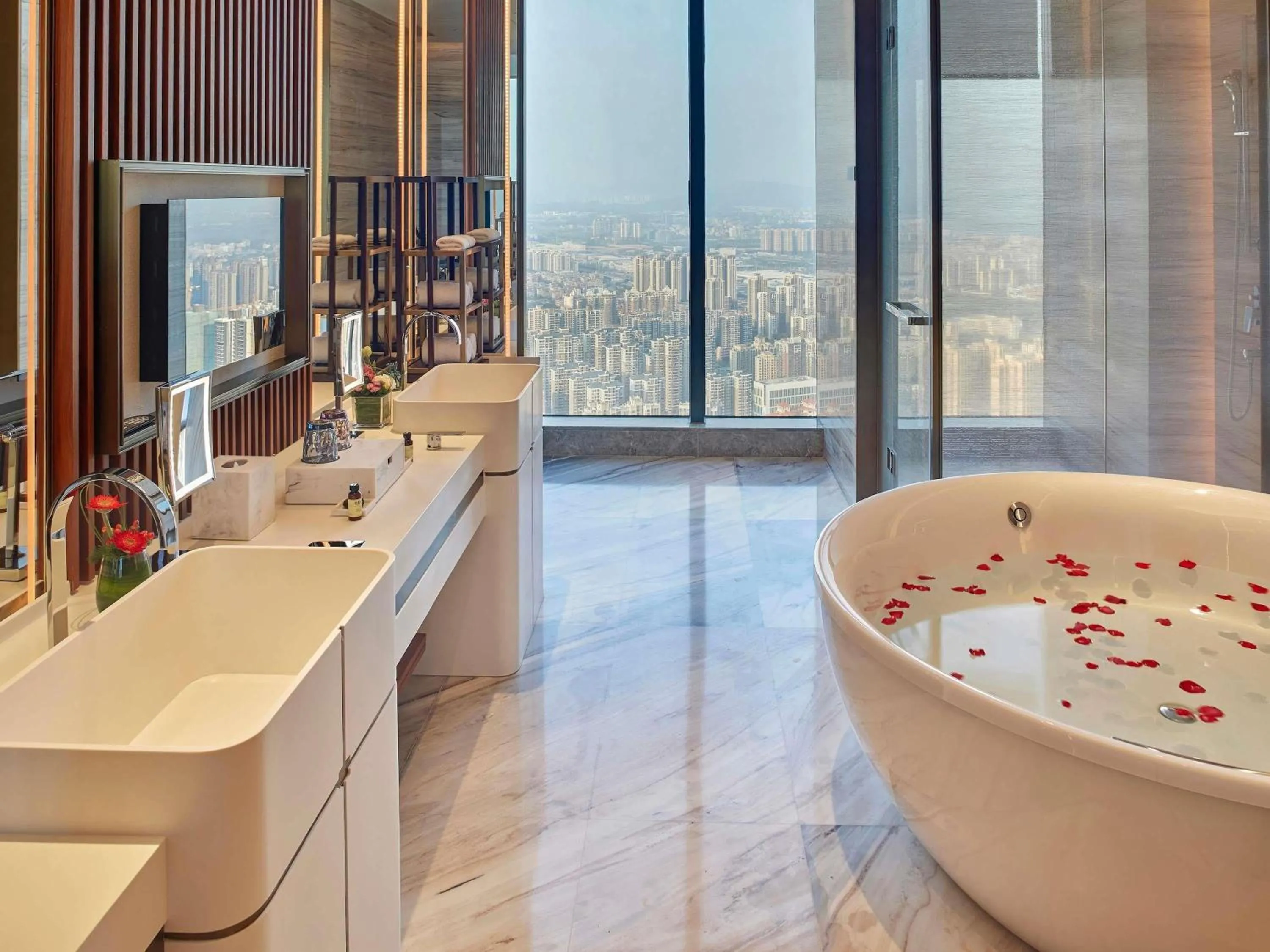 Bedroom in Pullman Huizhou Kaisa