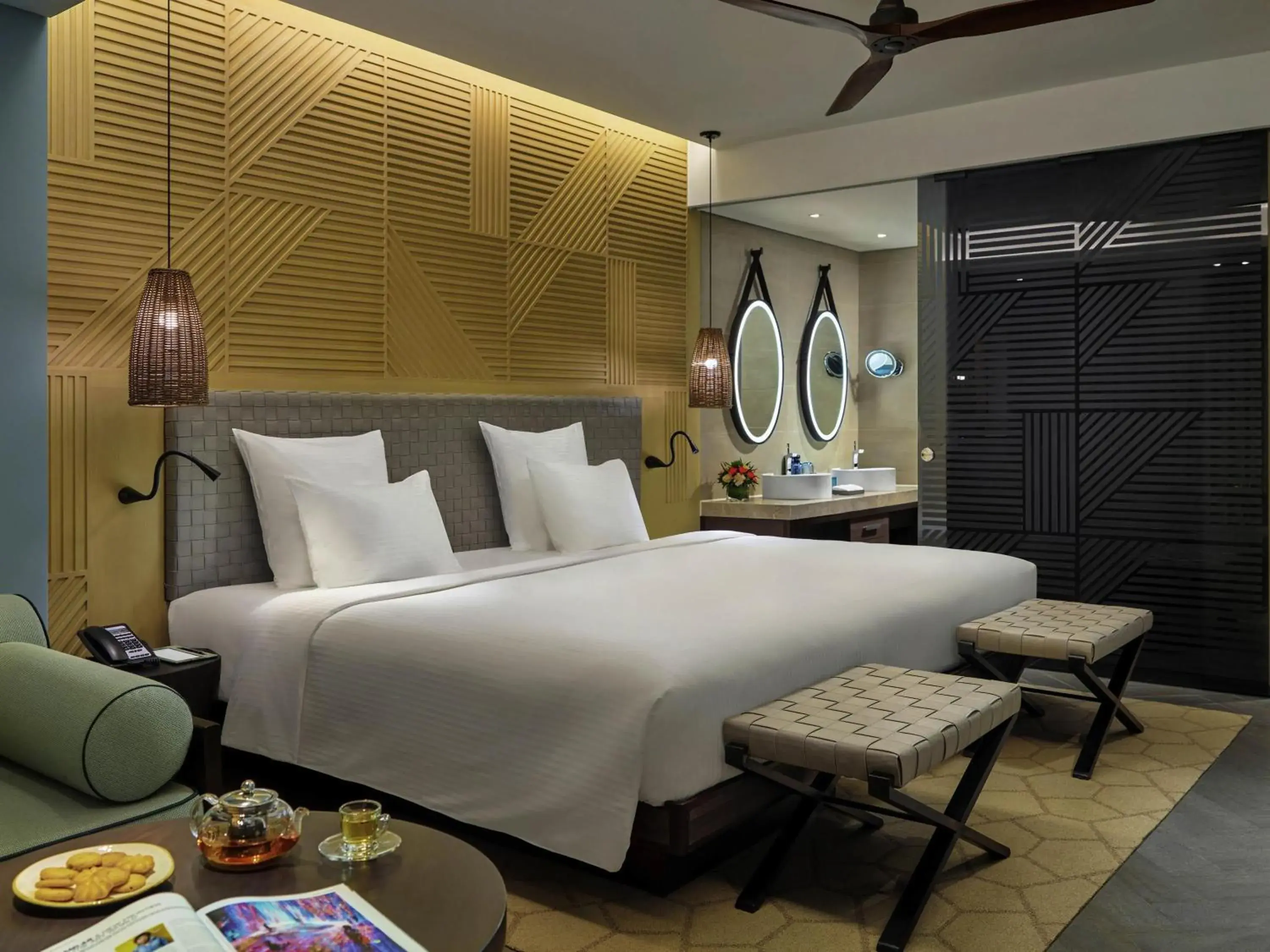 Superior Twin Room with Balcony in Pullman Phu Quoc Beach Resort Superior Twin Room with Balcony in Pullman Phu Quoc Beach Resort