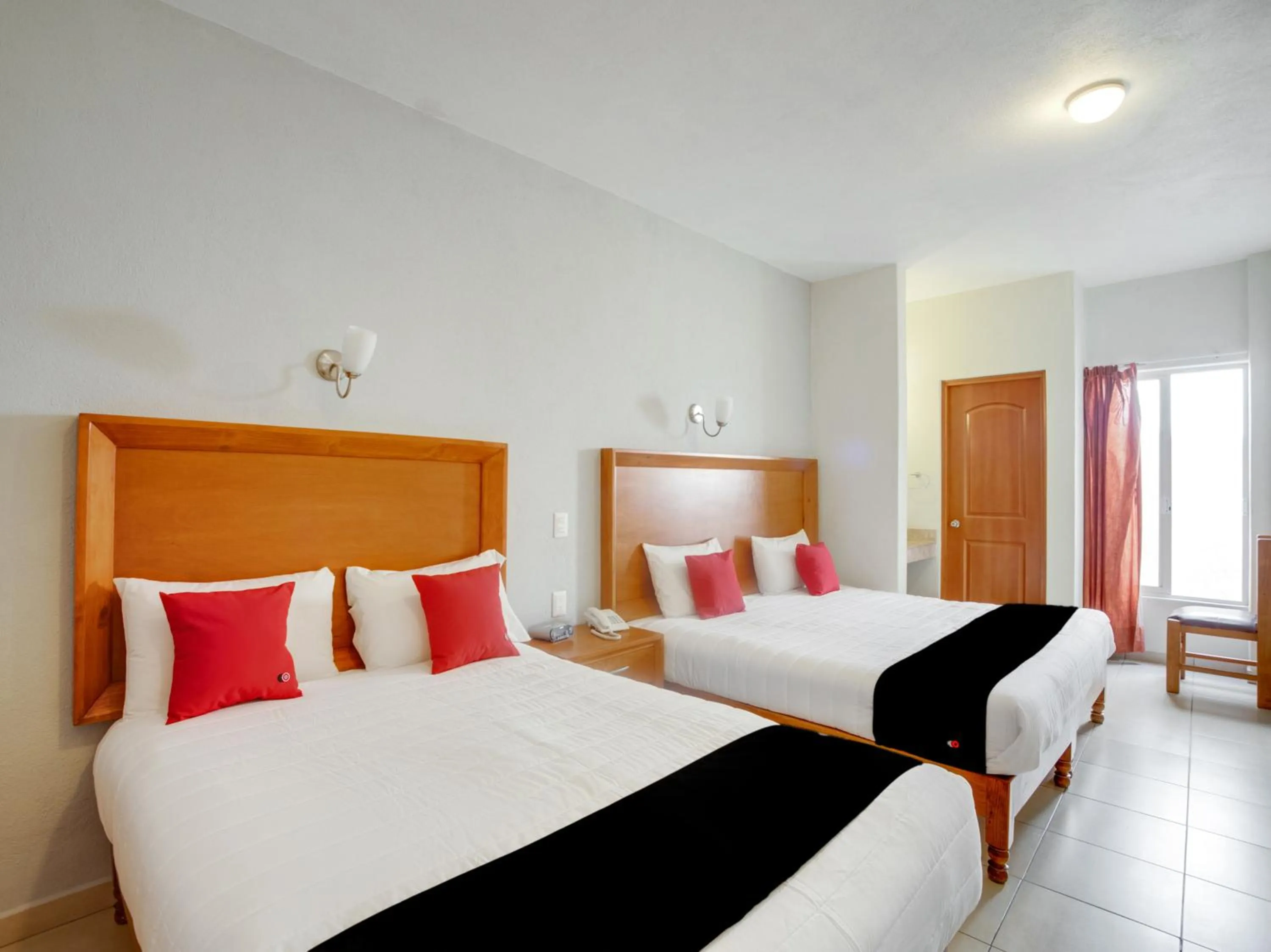 Bedroom, Bed in Hotel Patzcuaro