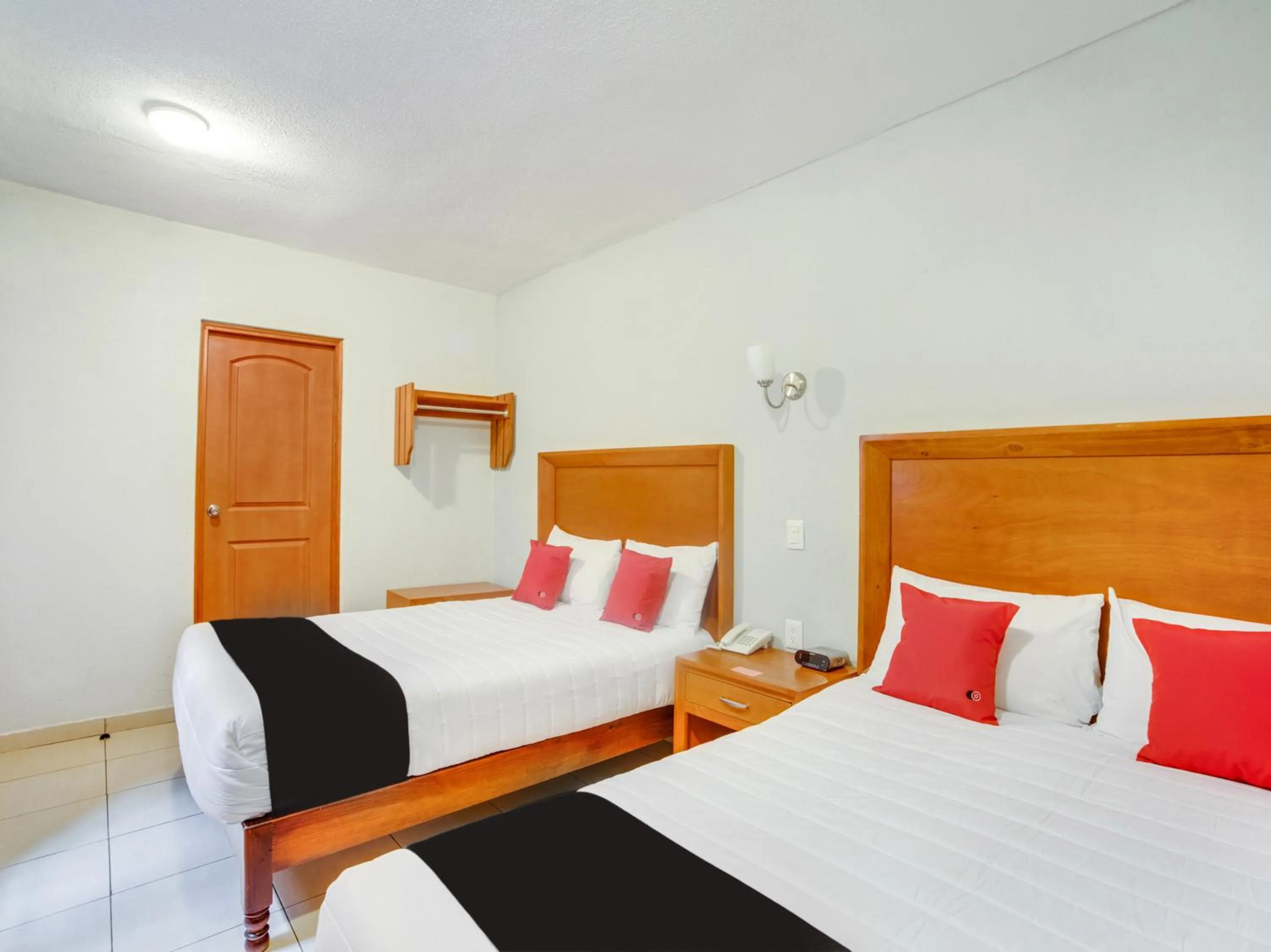 Bedroom, Bed in Hotel Patzcuaro