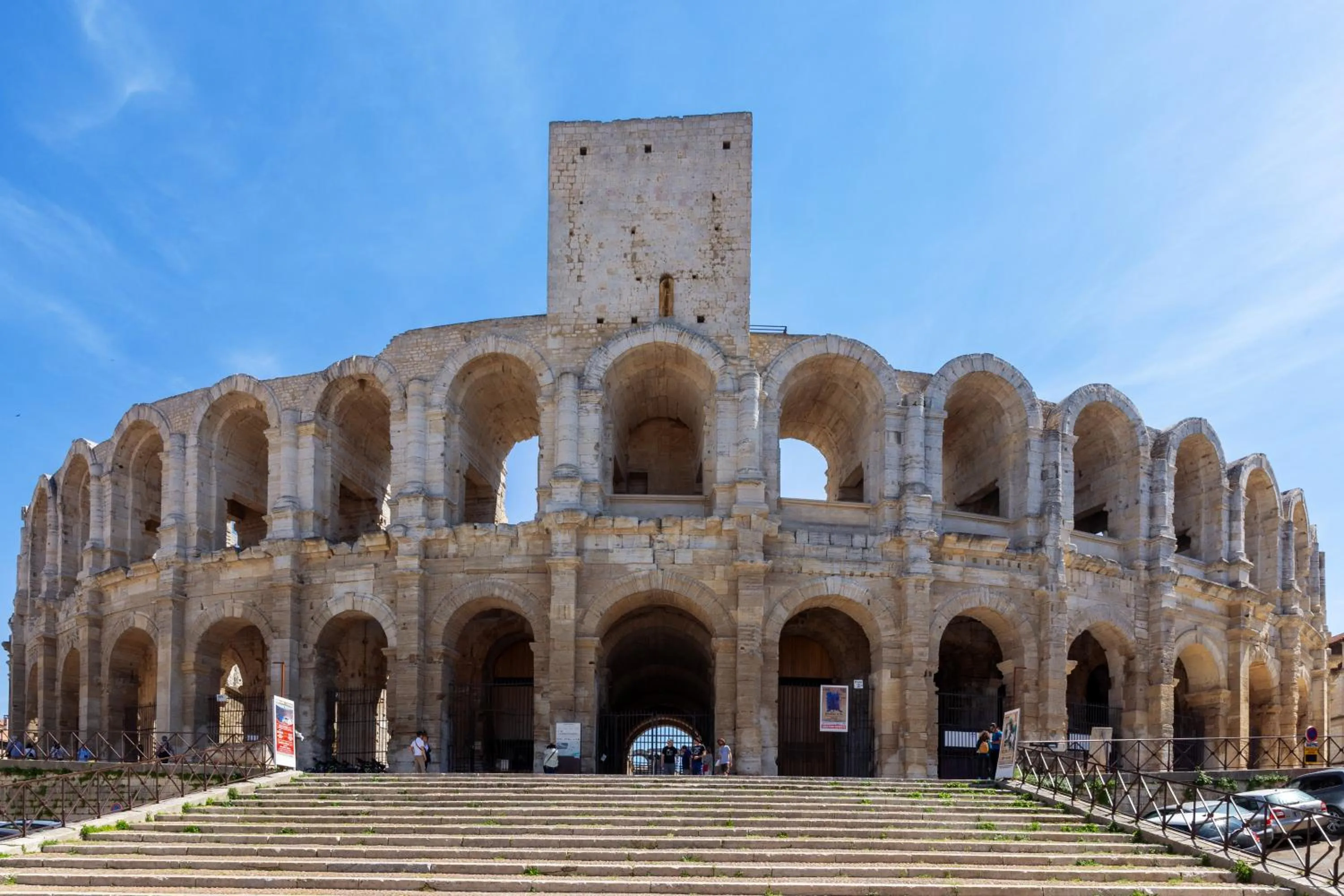 Nearby landmark in SOWELL RESIDENCES Les Mazets