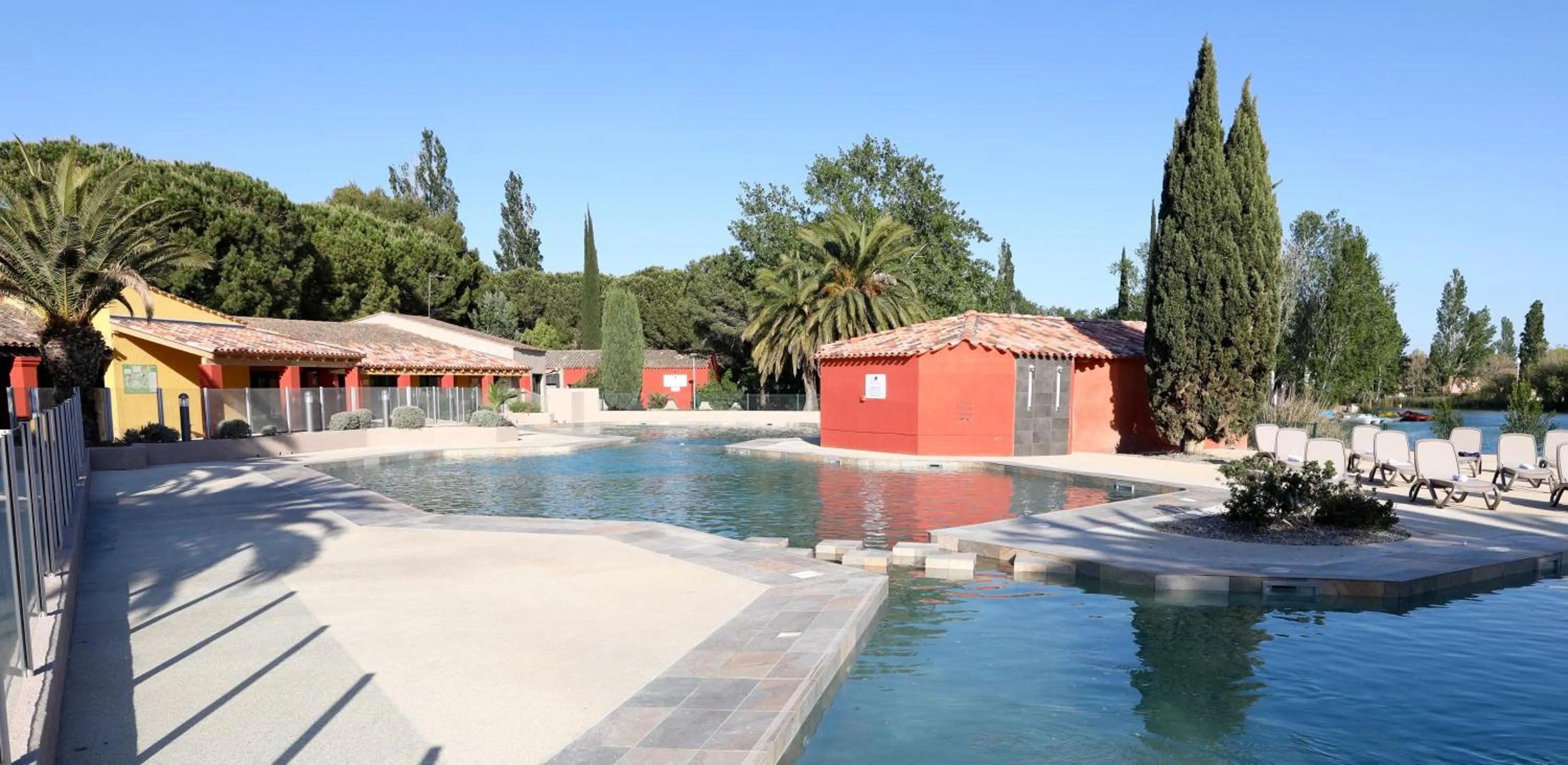 Swimming pool in SOWELL RESIDENCES Les Mazets