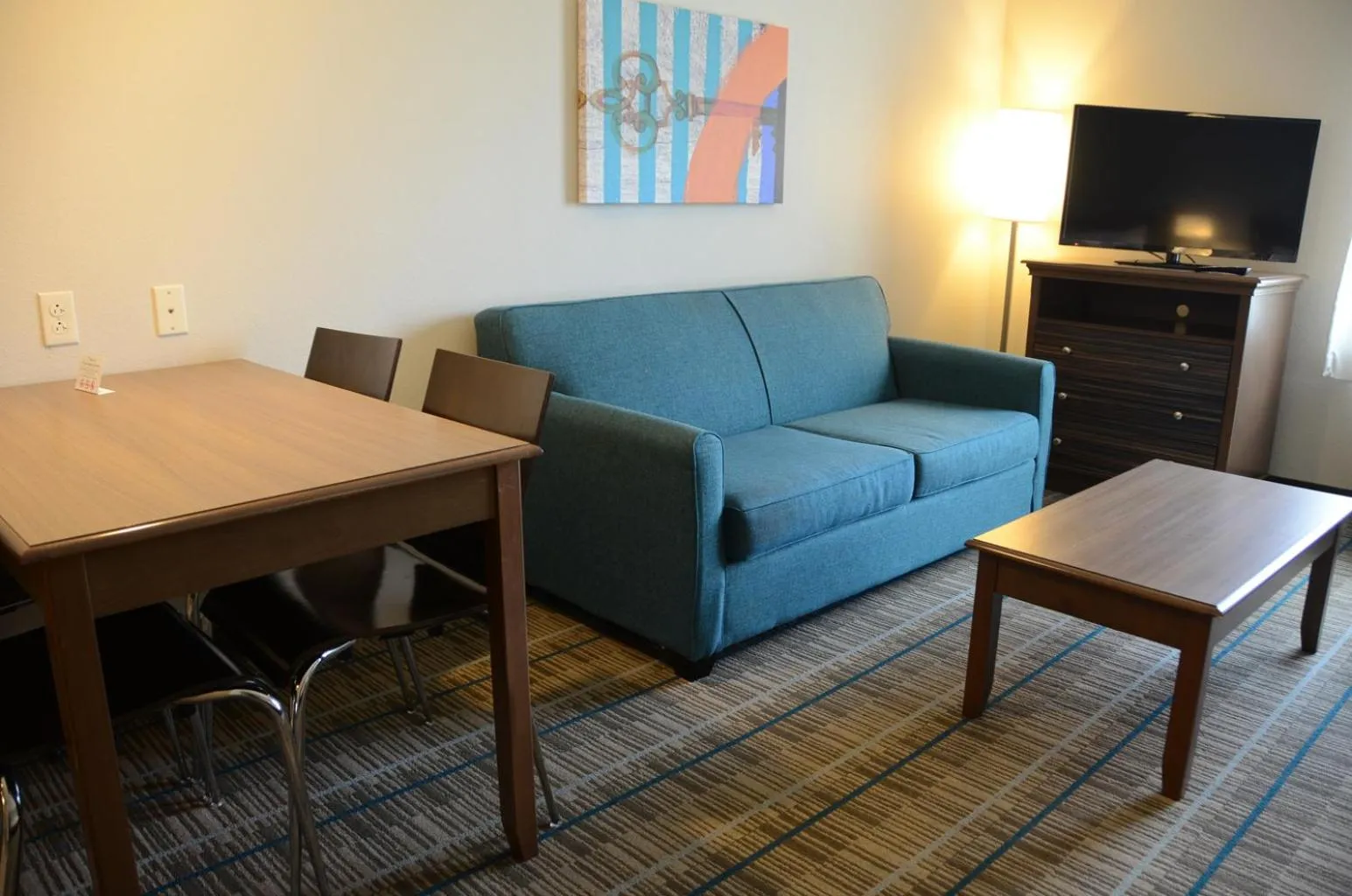 Seating area in MainStay Suites Union City, TN