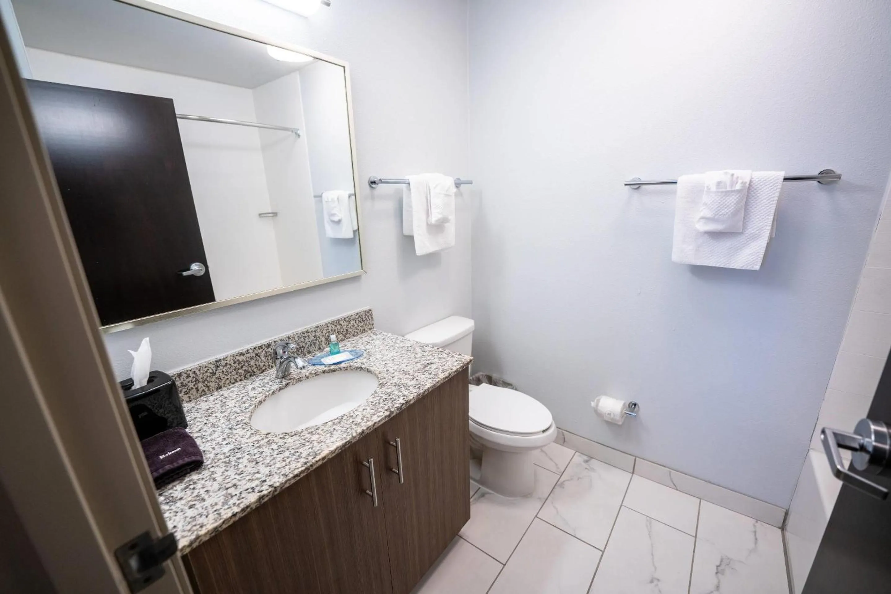 Bedroom in MainStay Suites Union City, TN