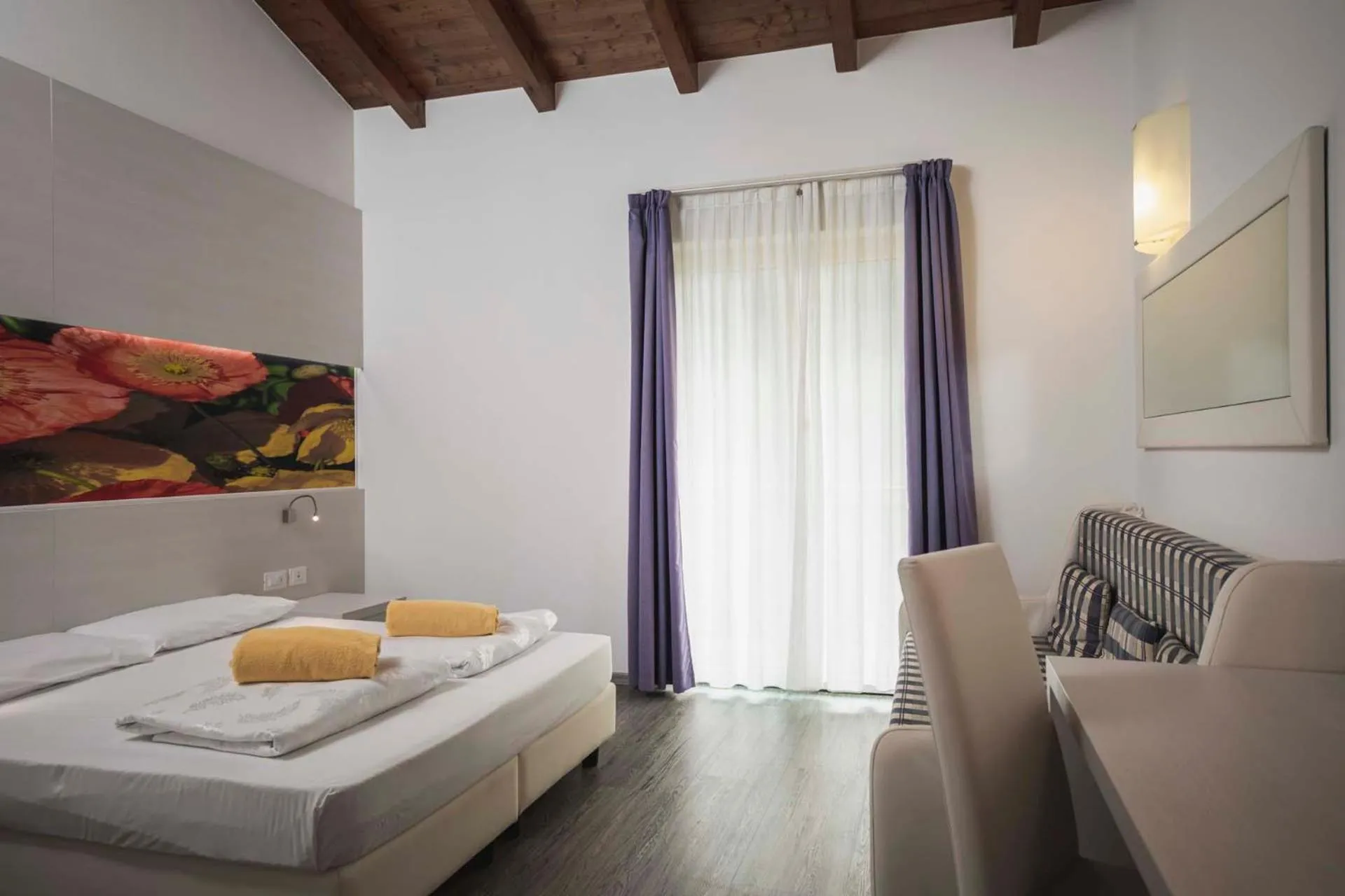 Photo of the whole room, Bed in Maso Agritur Santa Lucia