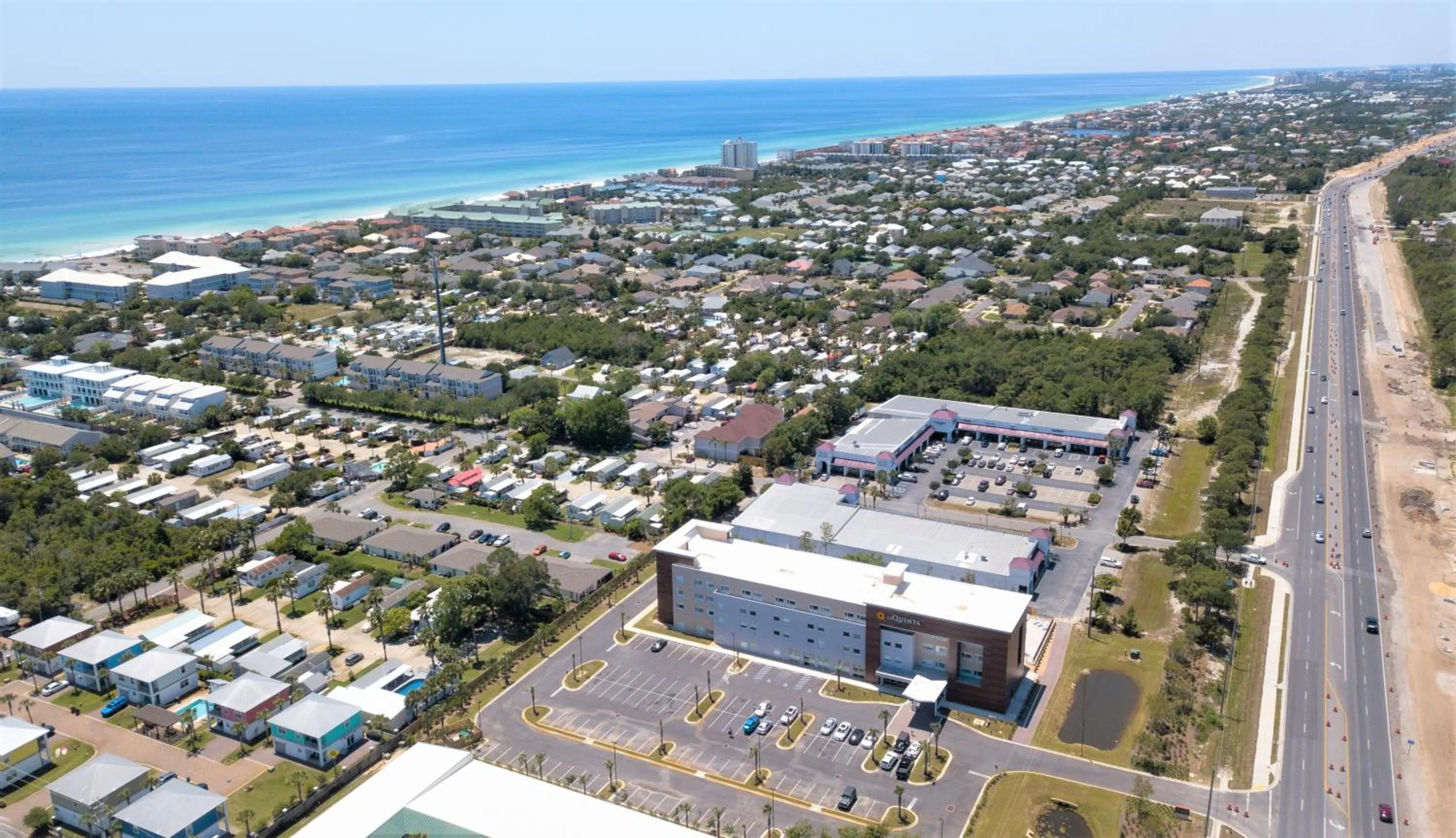 Bird's eye view in La Quinta Inn & Suites by Wyndham Miramar Beach-Destin