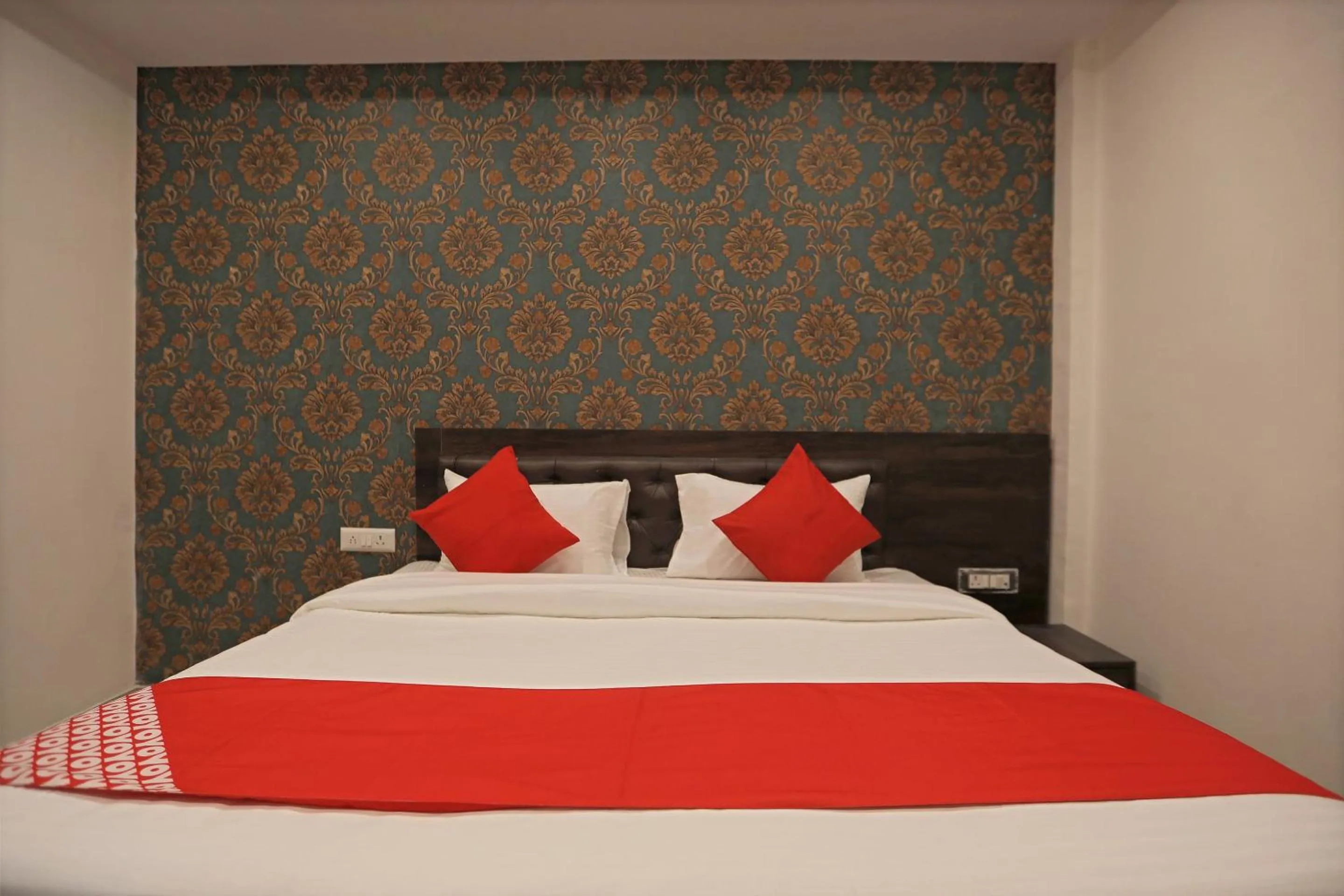 Bedroom in Hotel O City Residency
