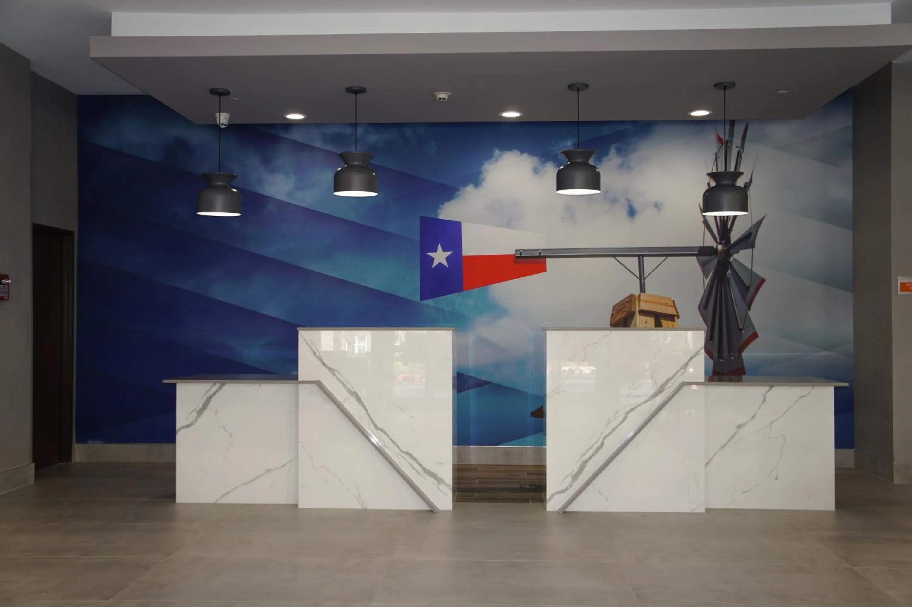 Lobby or reception in La Quinta Inn & Suites Katy-Mills by Wyndham Katy