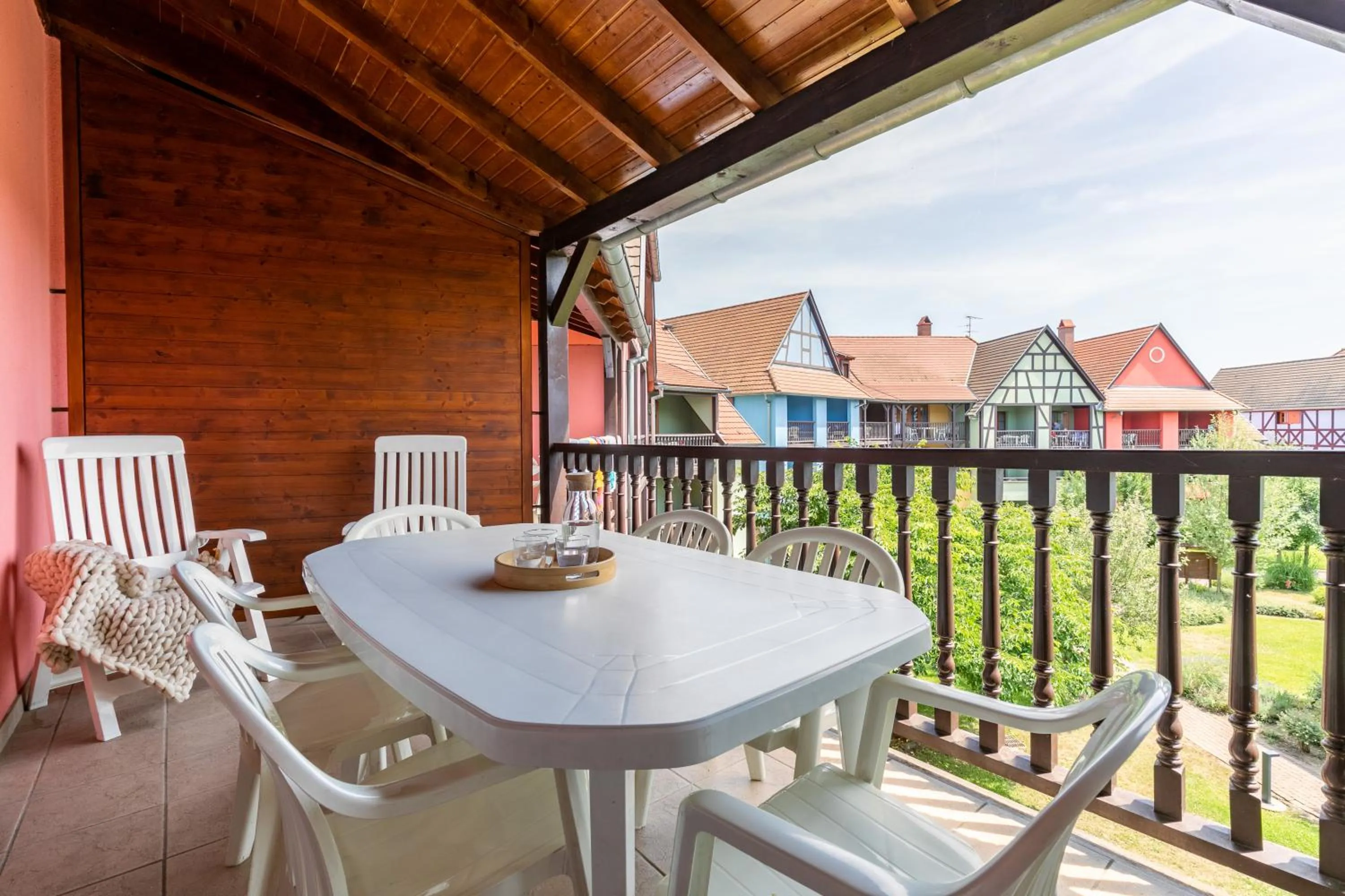 Property building in Résidence Pierre & Vacances Le Clos d'Eguisheim