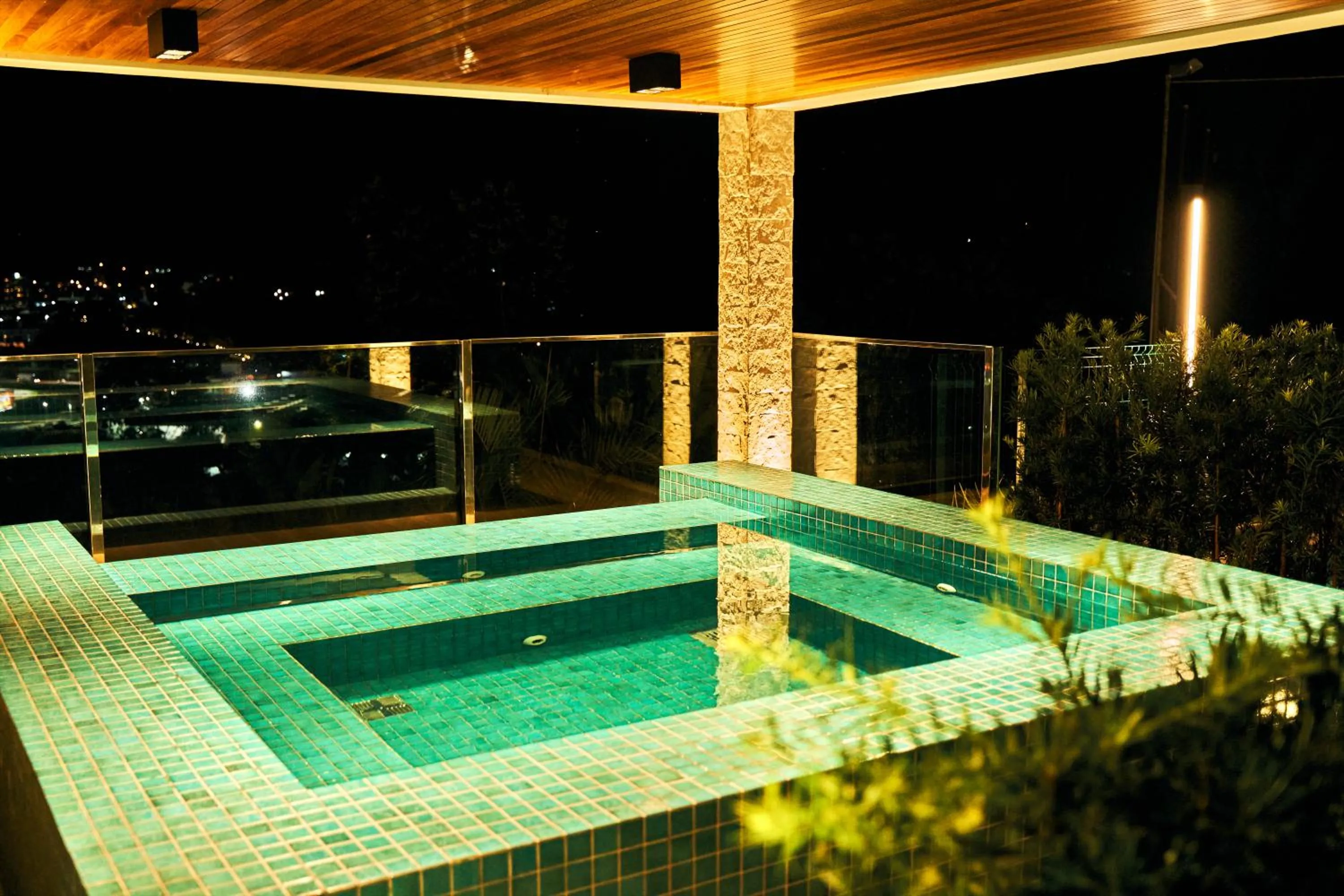 Night in Monthez Hotel & Eventos