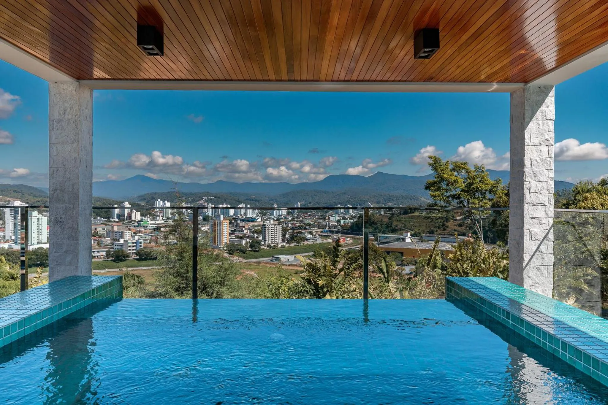 City view in Monthez Hotel & Eventos