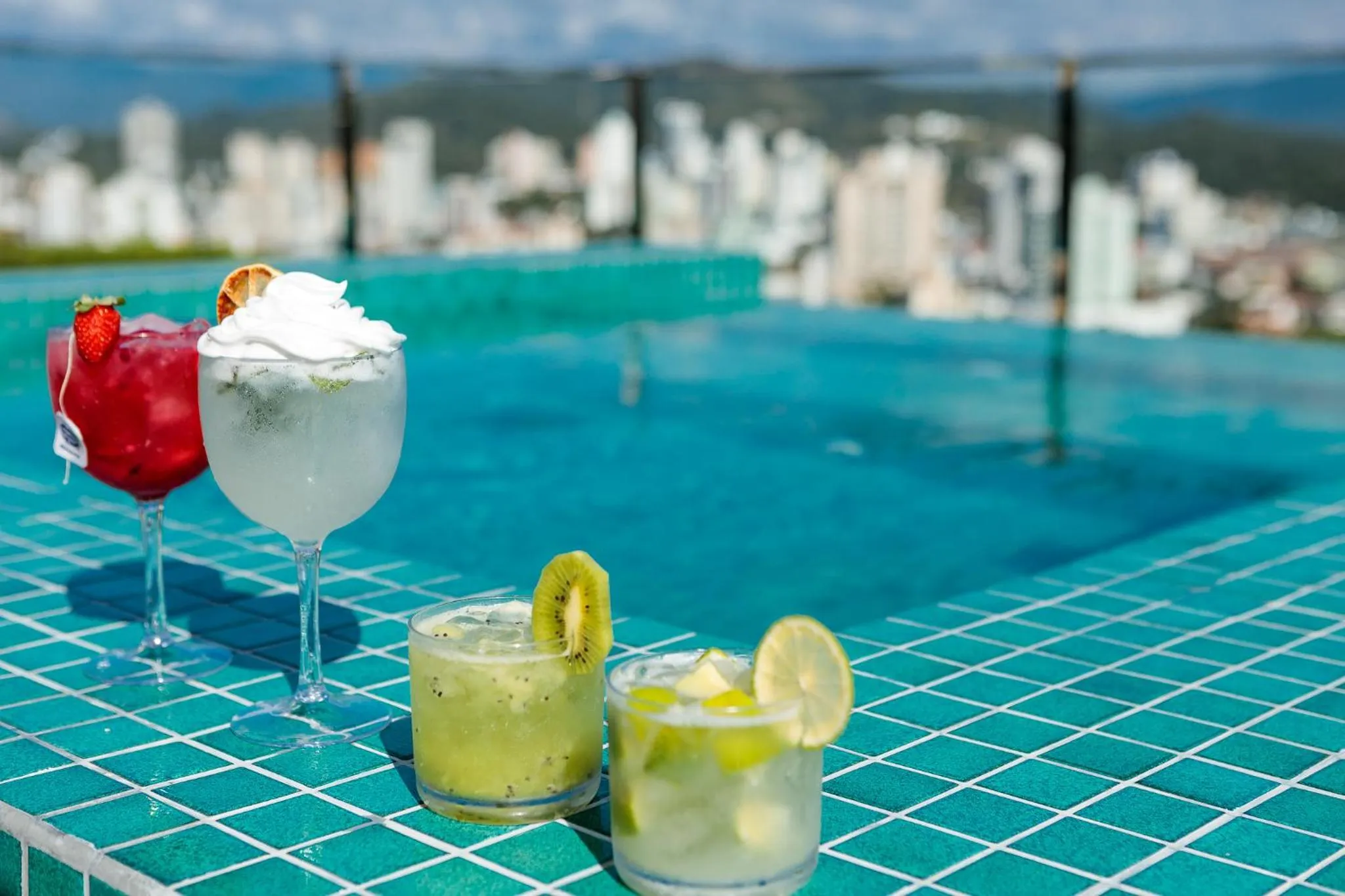 Pool view in Monthez Hotel & Eventos