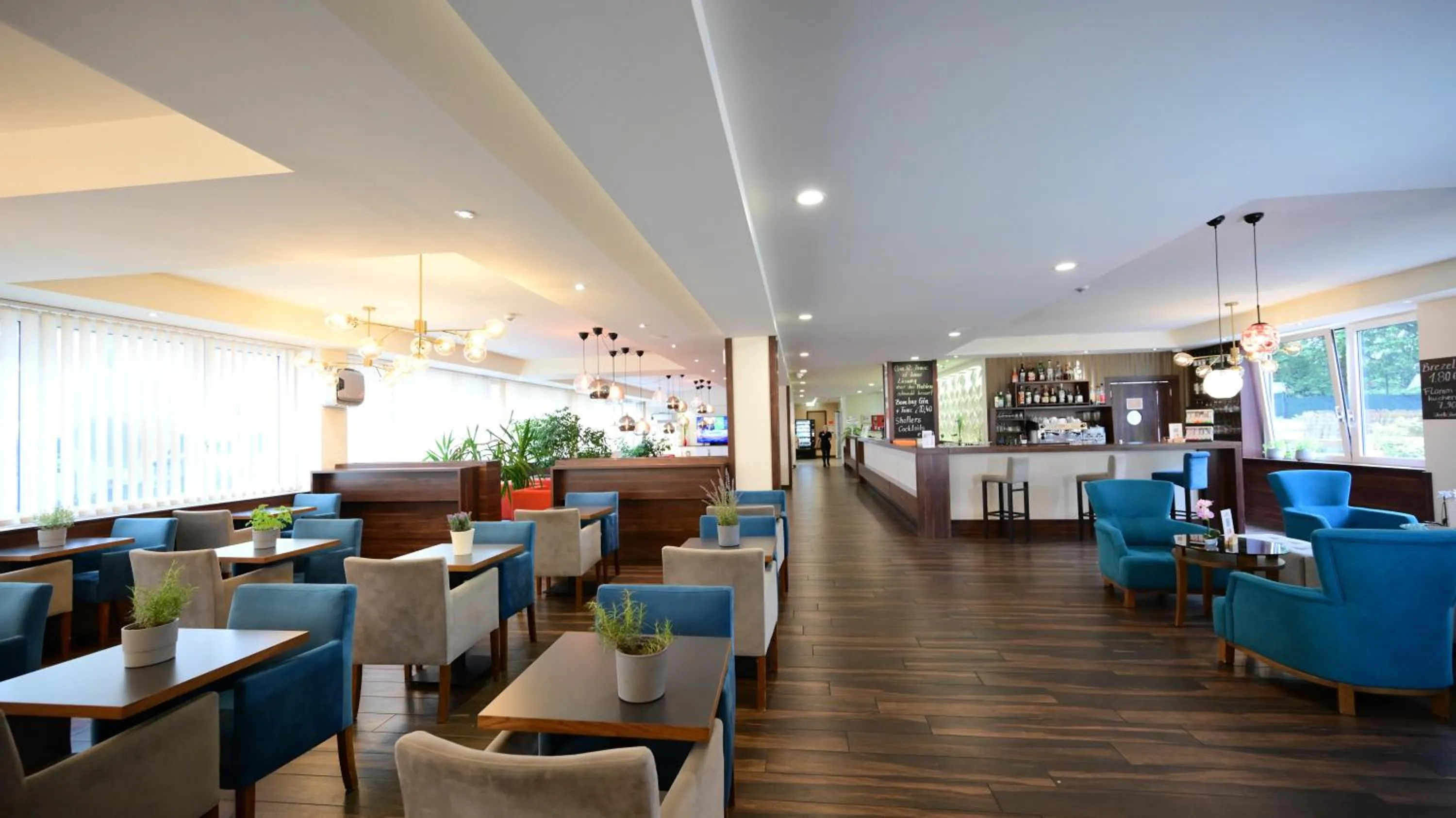 Lounge or bar in Motel Plus Berlin