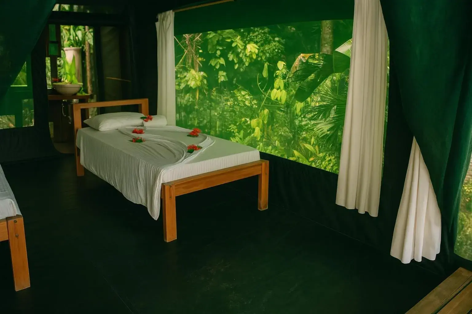 Bungalow Beach Front in La Leona Eco Lodge Bungalow Beach Front in La Leona Eco Lodge