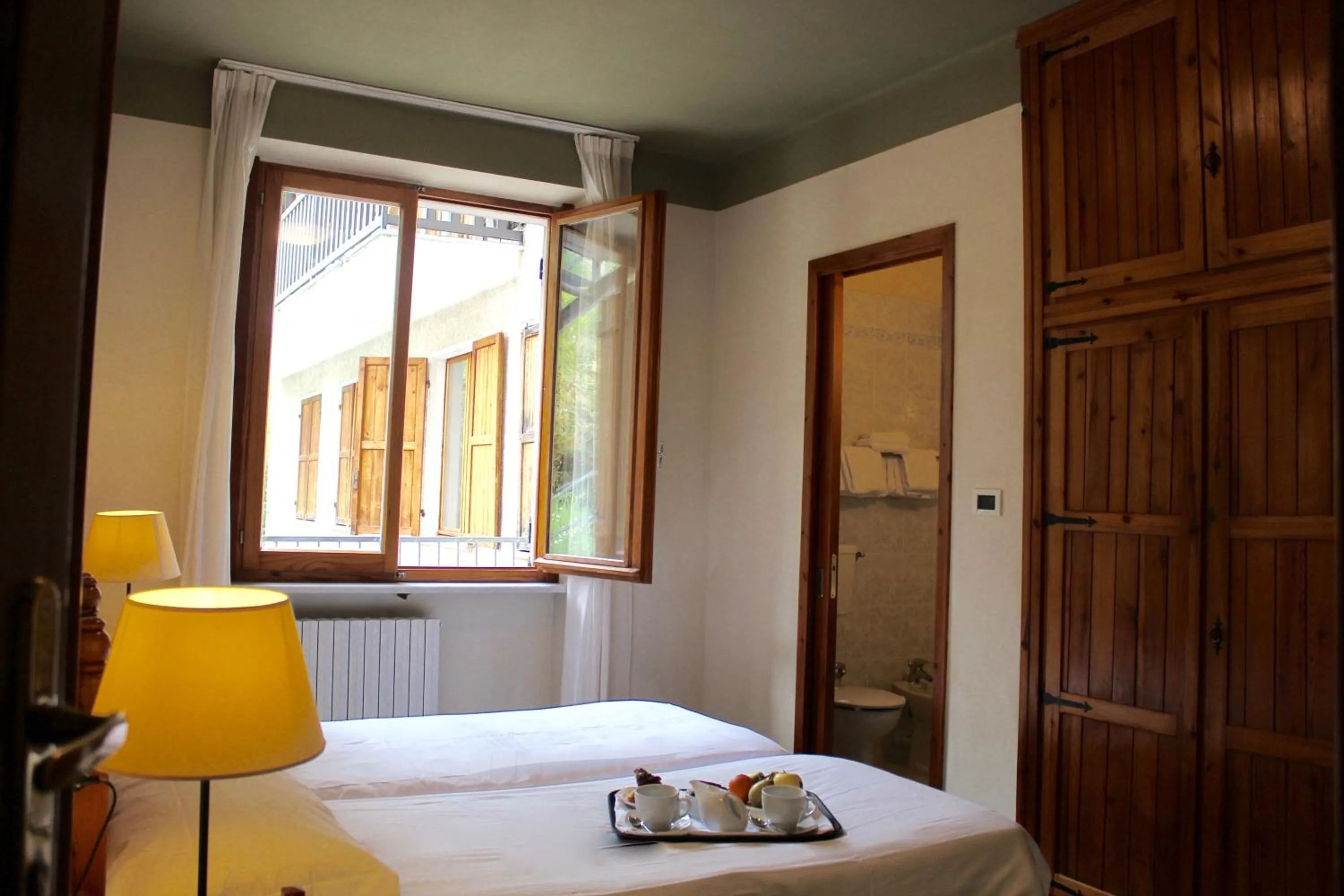 Bedroom, Bed in Hotel Miramonti Family & SPA