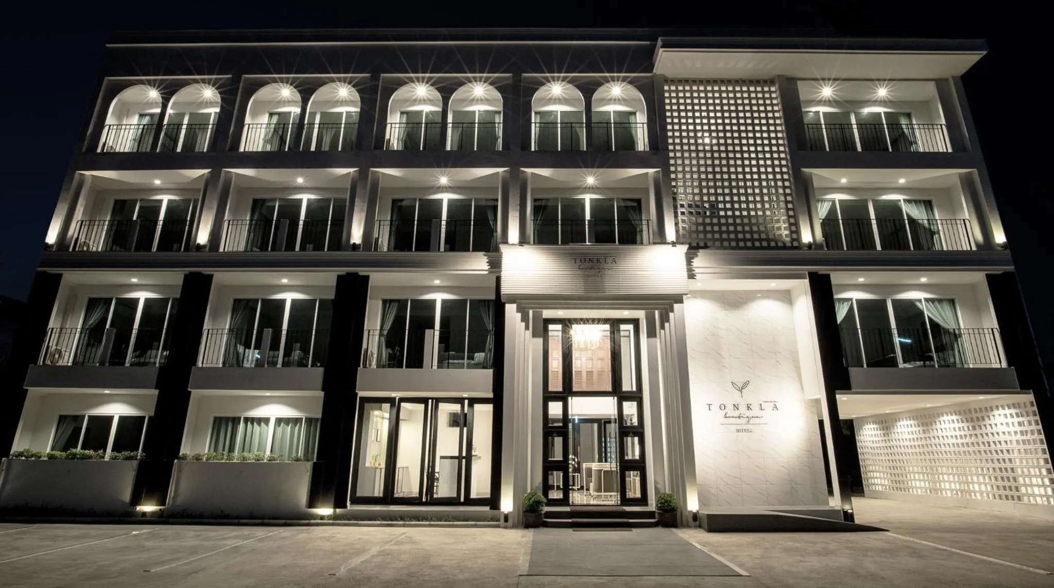 Property building in Tonkla Boutique Hotel