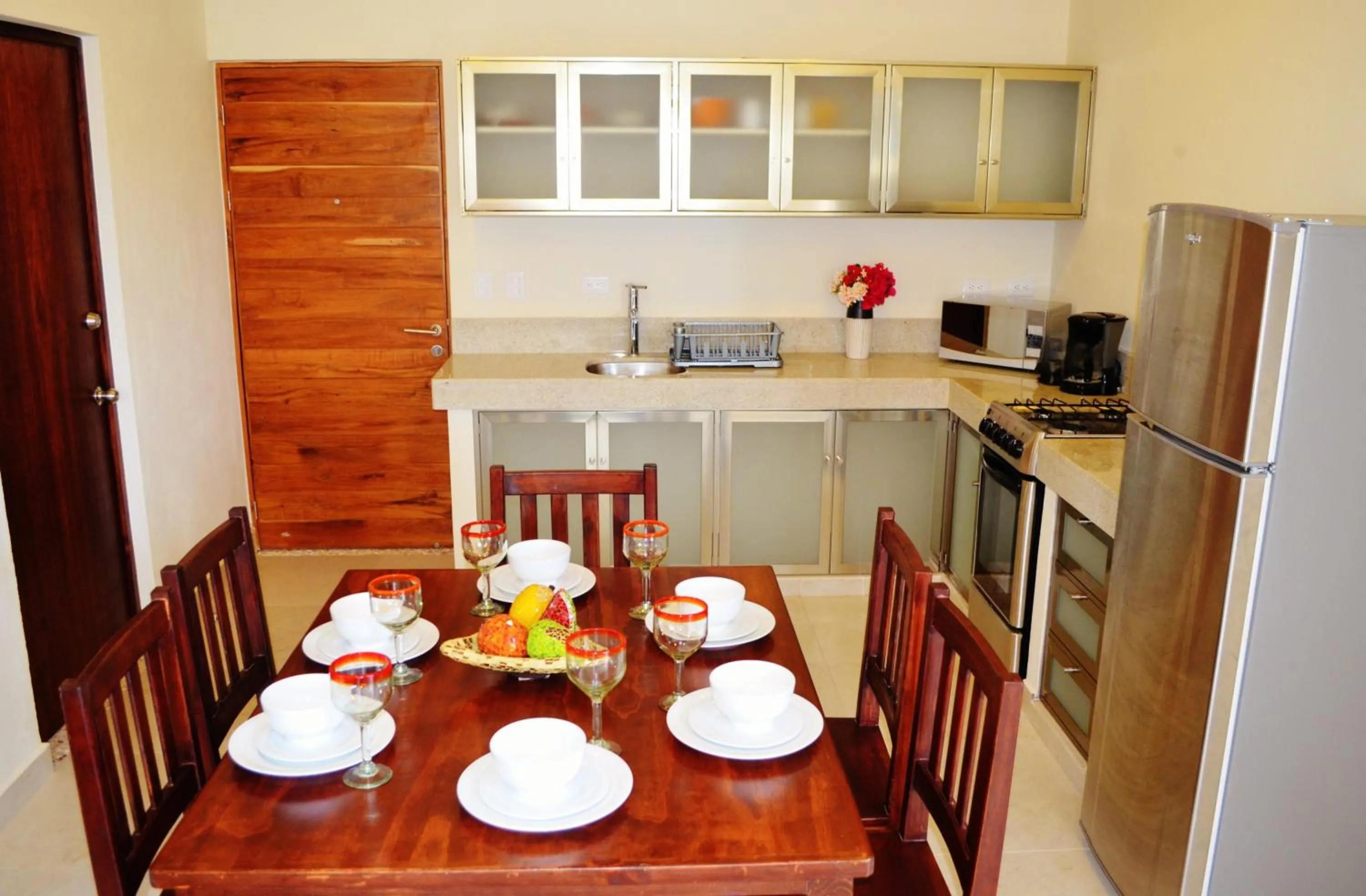 Dining area in Arrecifes Suites