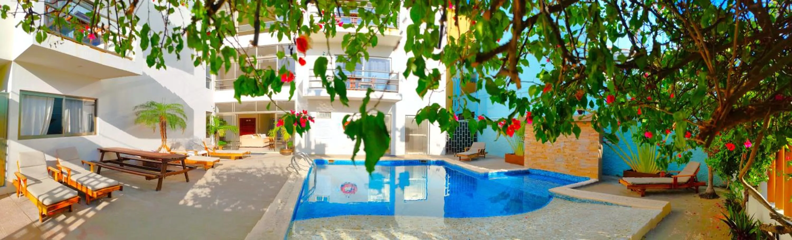 Swimming pool in Arrecifes Suites