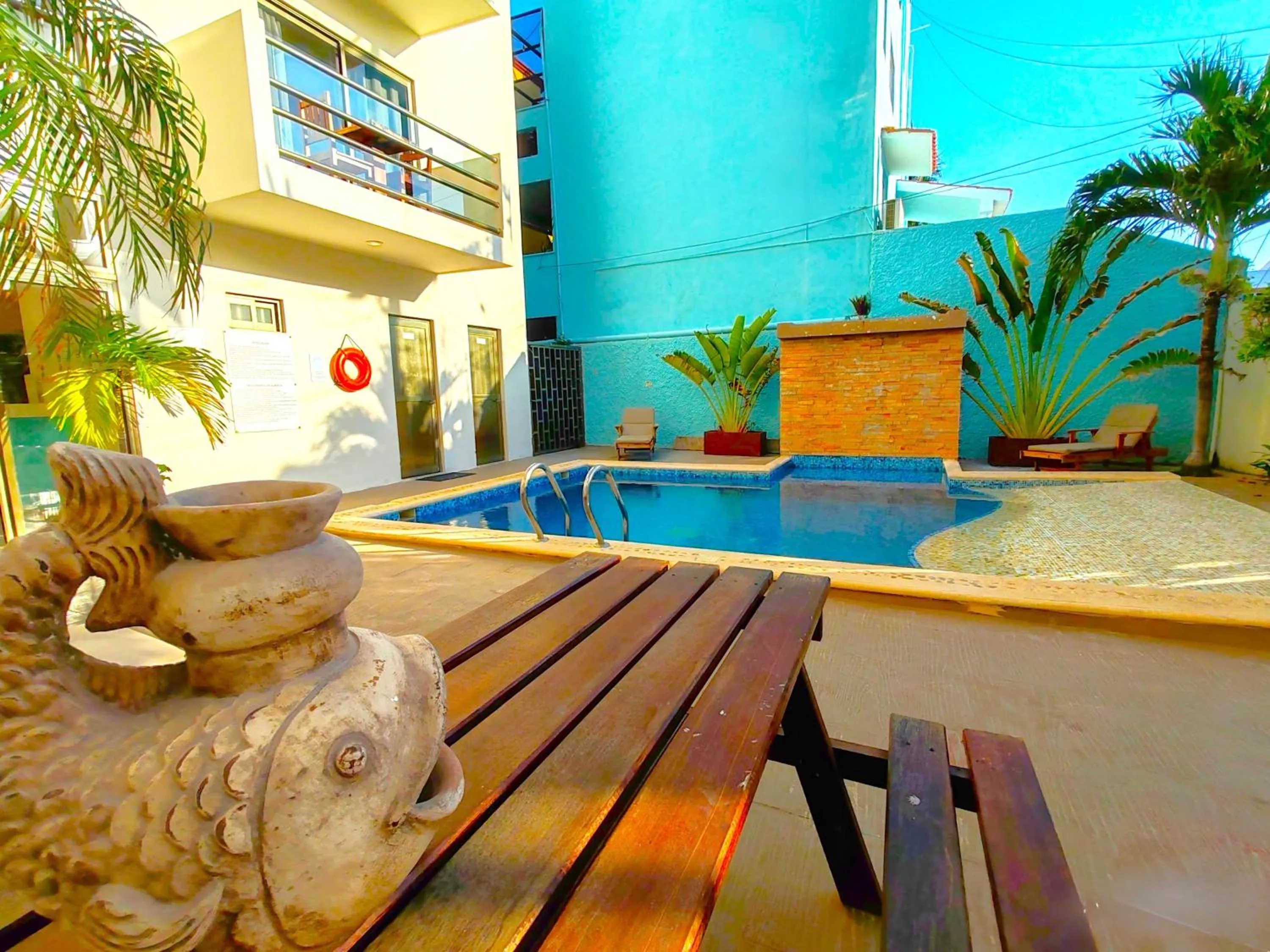 Swimming pool in Arrecifes Suites