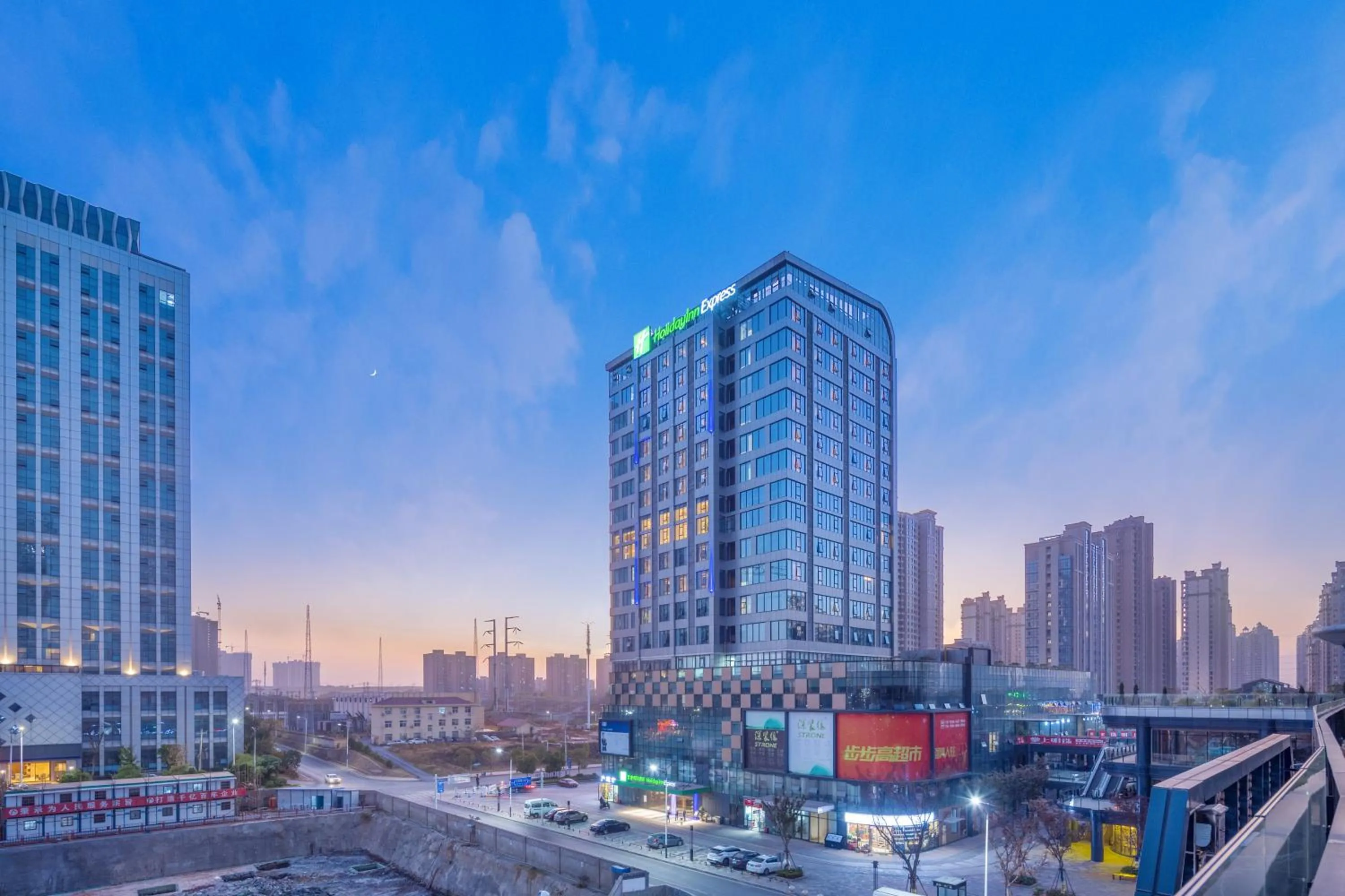 Property building in Holiday Inn Express Nanchang West Station by IHG