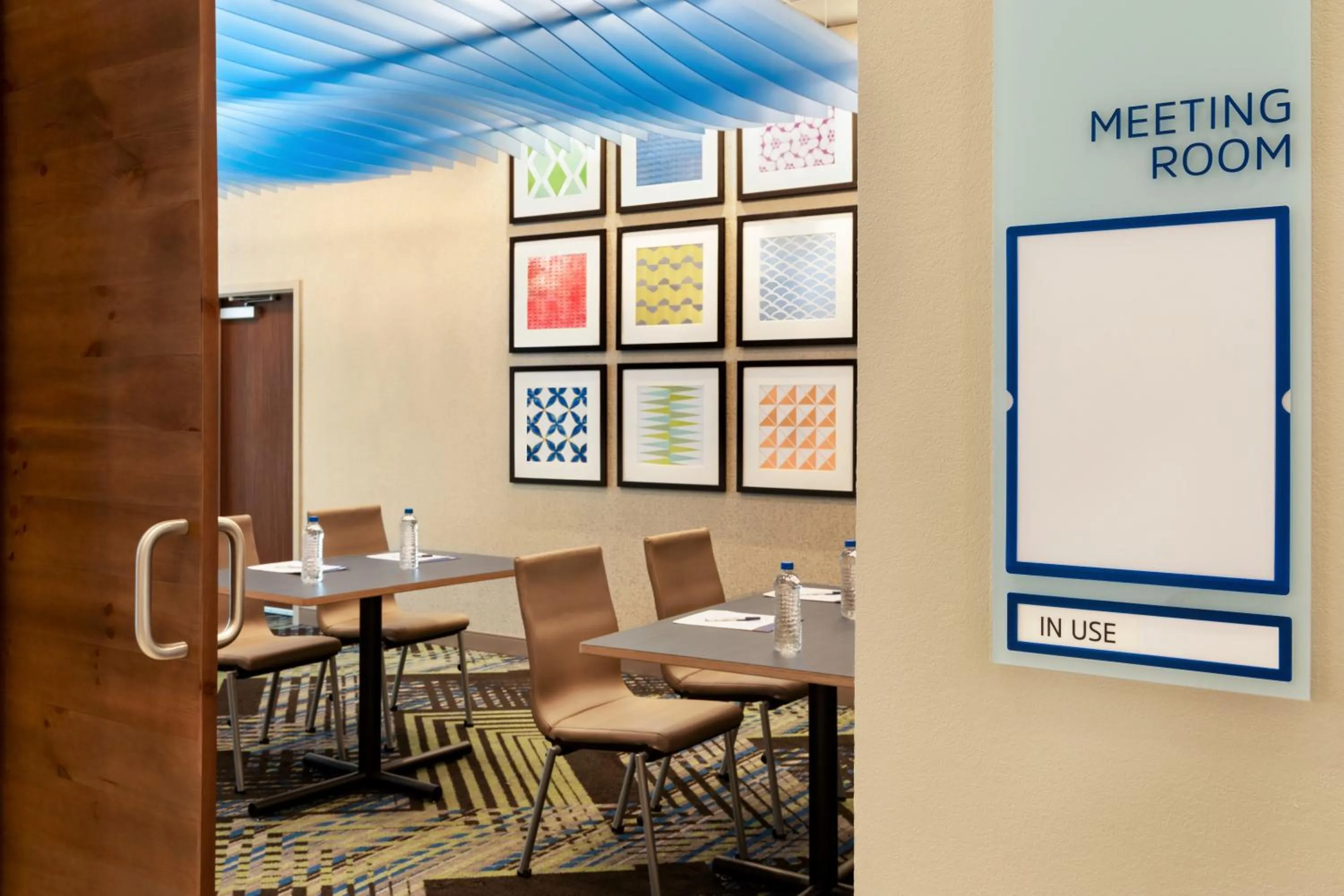 Meeting/conference room in Holiday Inn Express & Suites - Beaver Dam by IHG