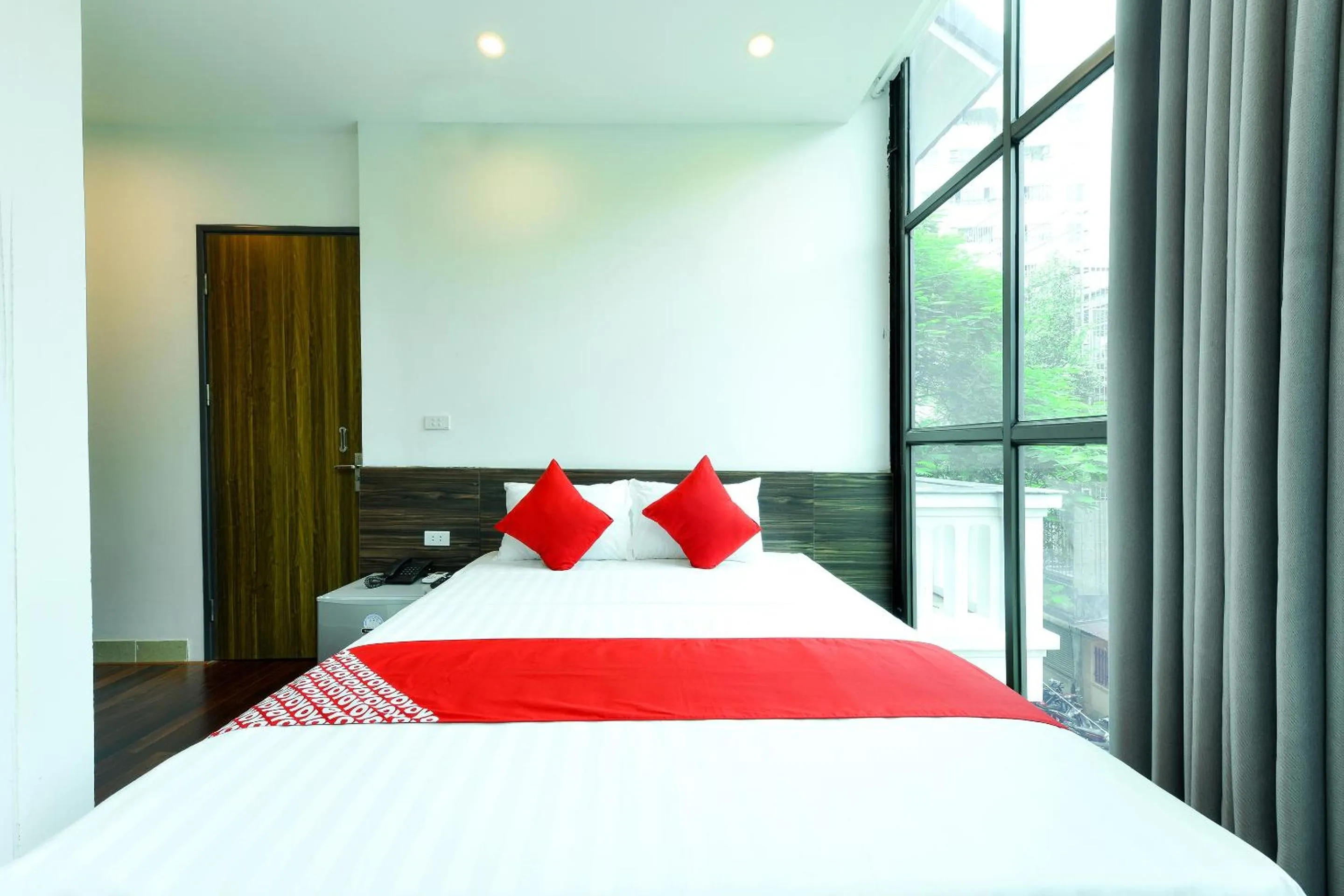 Bedroom, Bed in OYO 317 Kim Cuong Hotel 2