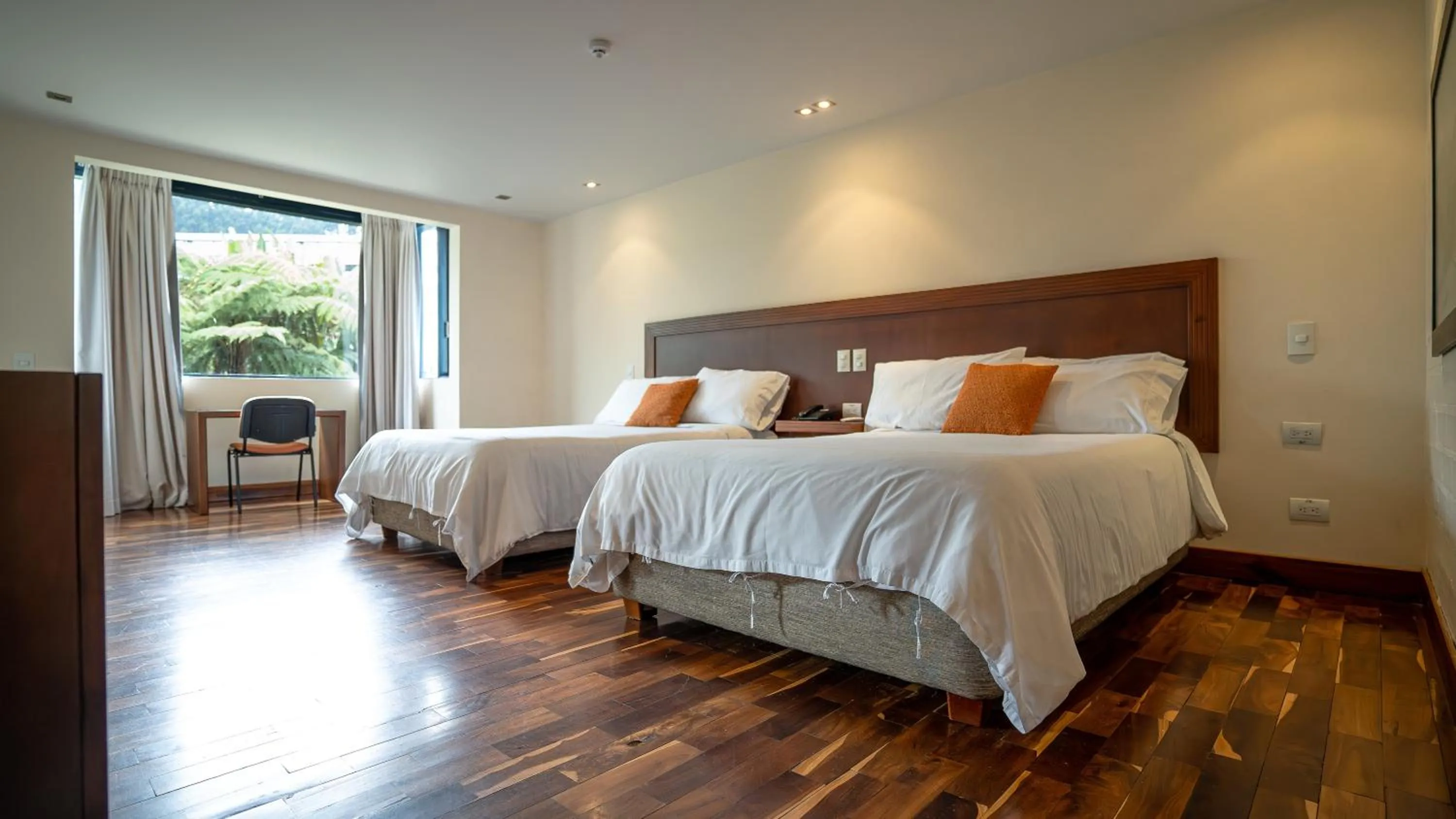 Photo of the whole room, Bed in Termales El Otoño