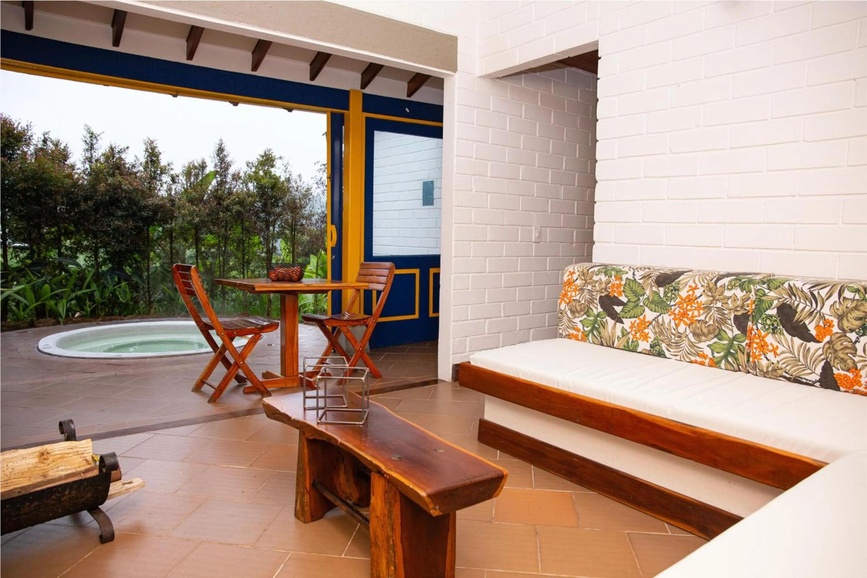 Seating area in Termales El Otoño