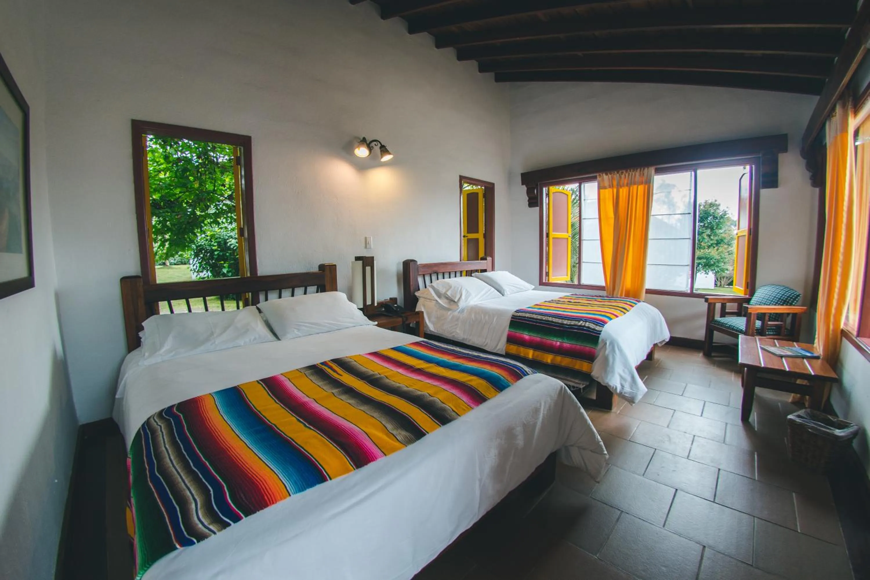 Photo of the whole room, Bed in Termales El Otoño