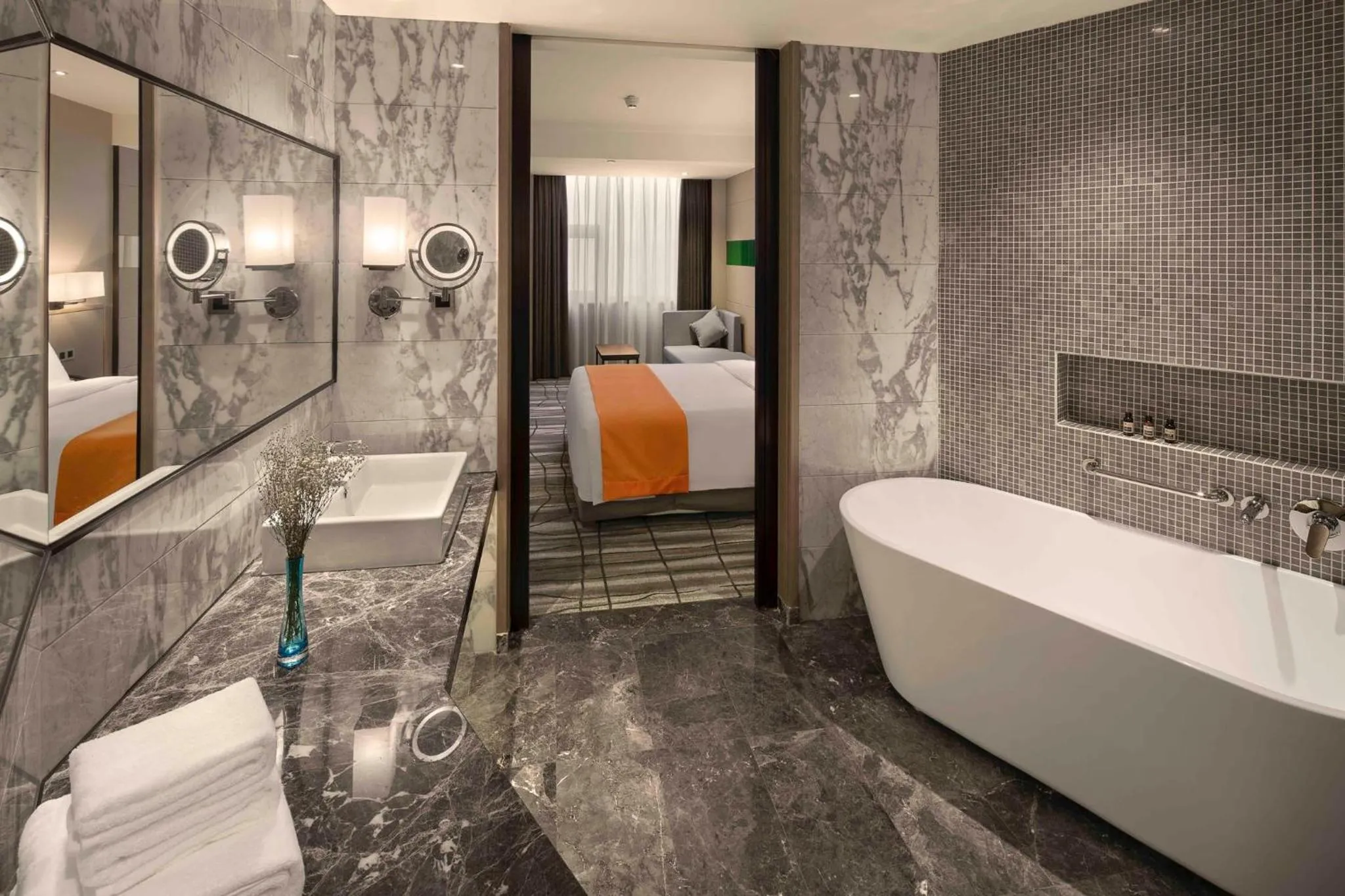 Photo of the whole room in Holiday Inn Chengdu Airport by IHG - Free Shuttle to Shuangliu International Airport