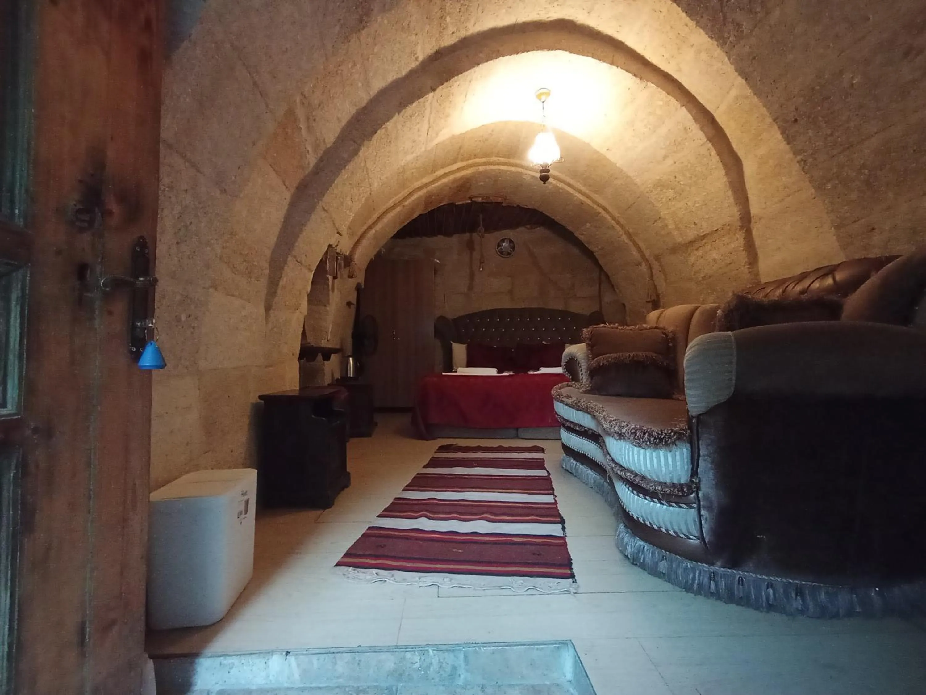 Photo of the whole room in Sandık cave house