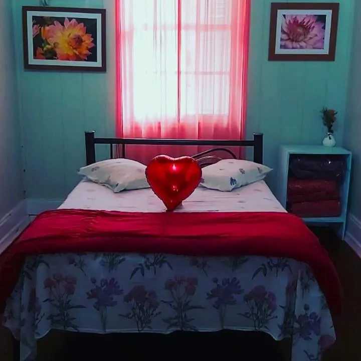 Bed in Pousada Shamballah Paranapiacaba