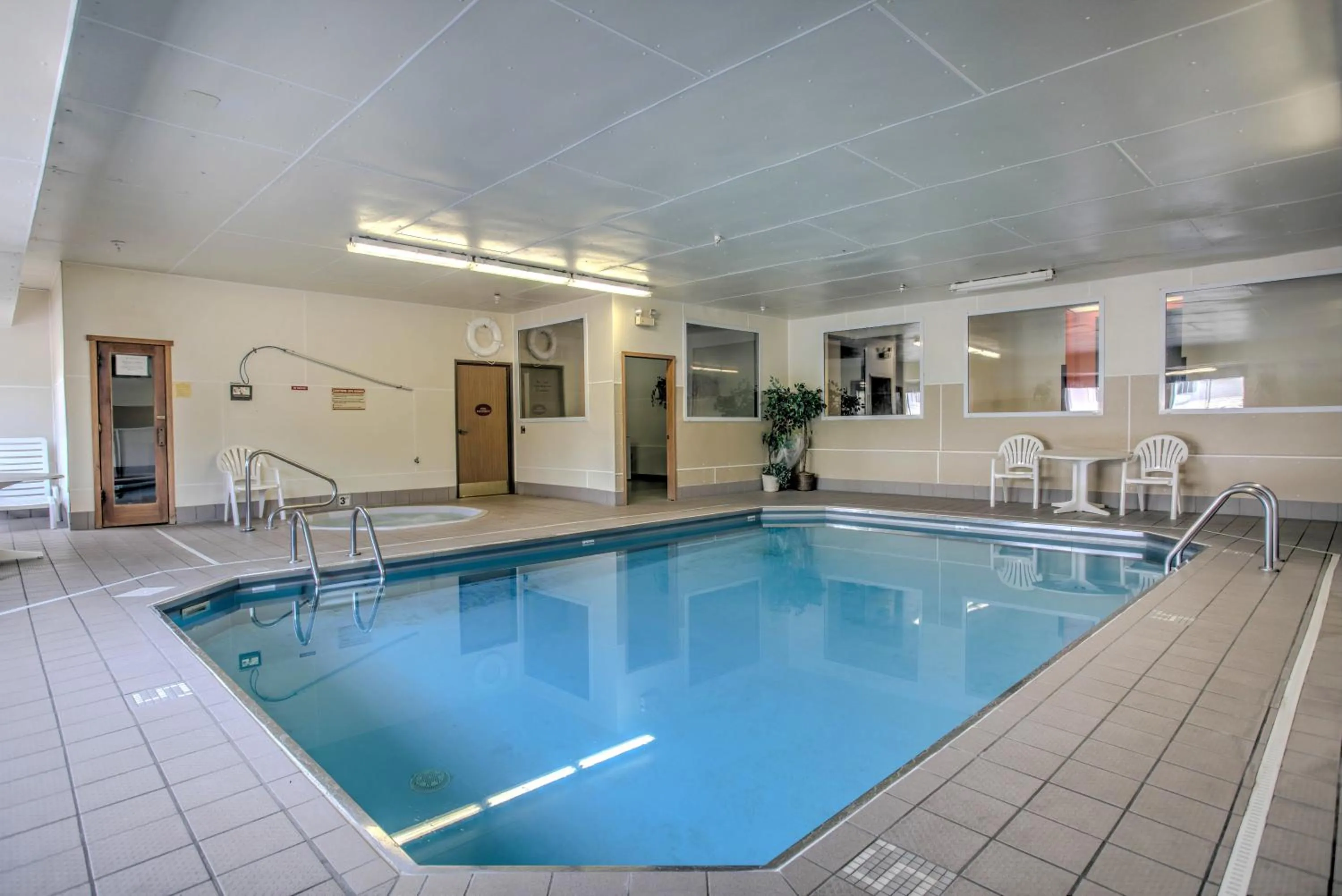 Swimming pool in Motel 6-Bozeman, MT
