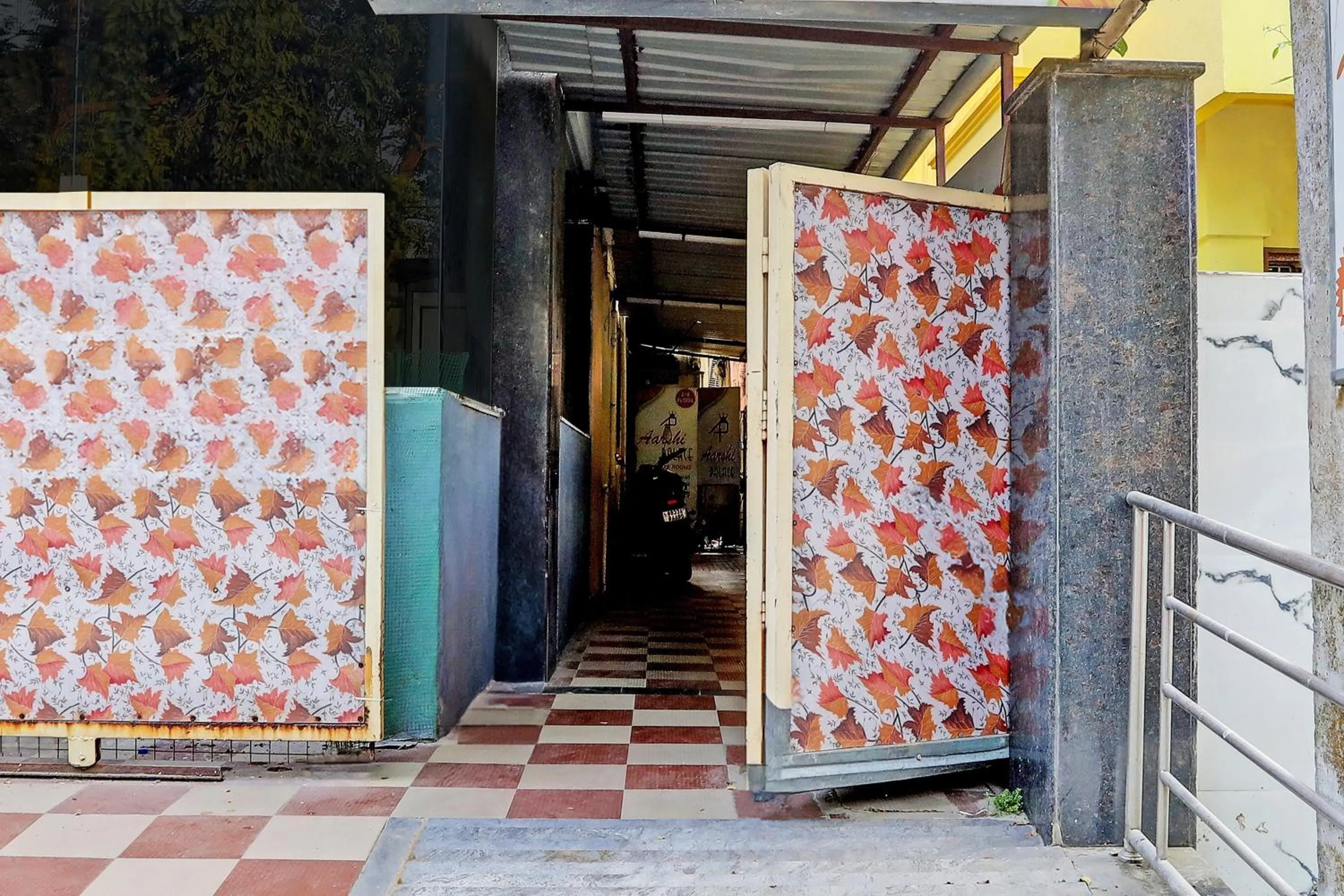 Facade/entrance in Hotel O Aarshi Palace