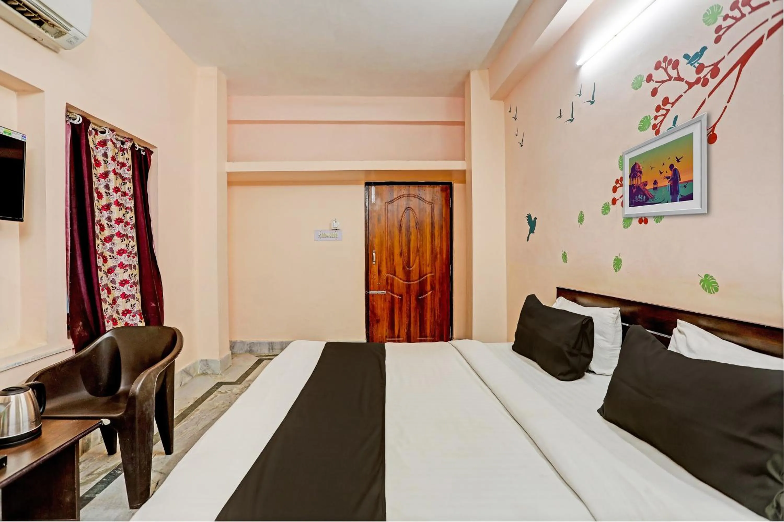 Bedroom, Bed in Hotel O Aarshi Palace