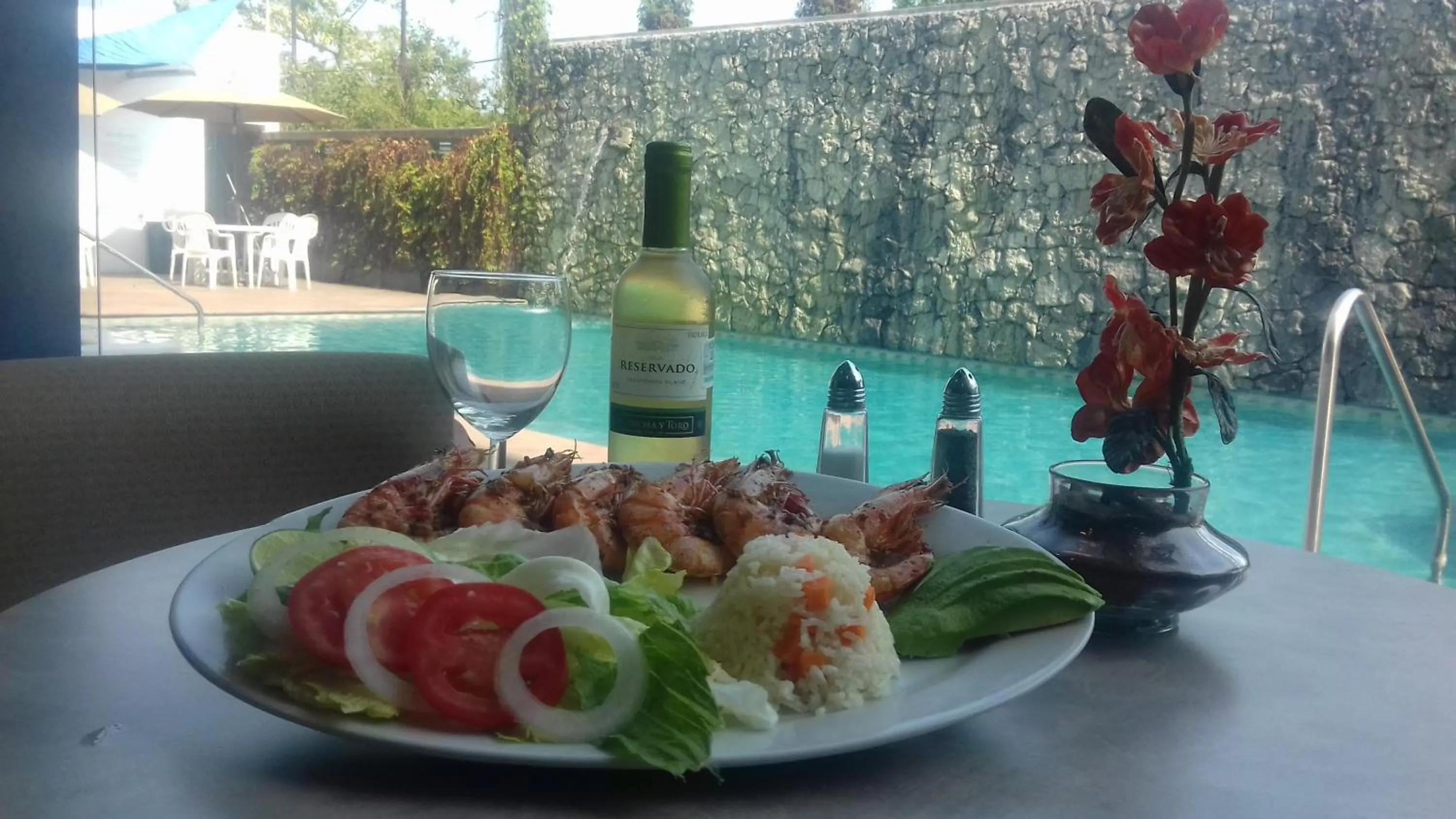 Food close-up in Rio Vista Inn Business High Class Hotel Poza Rica