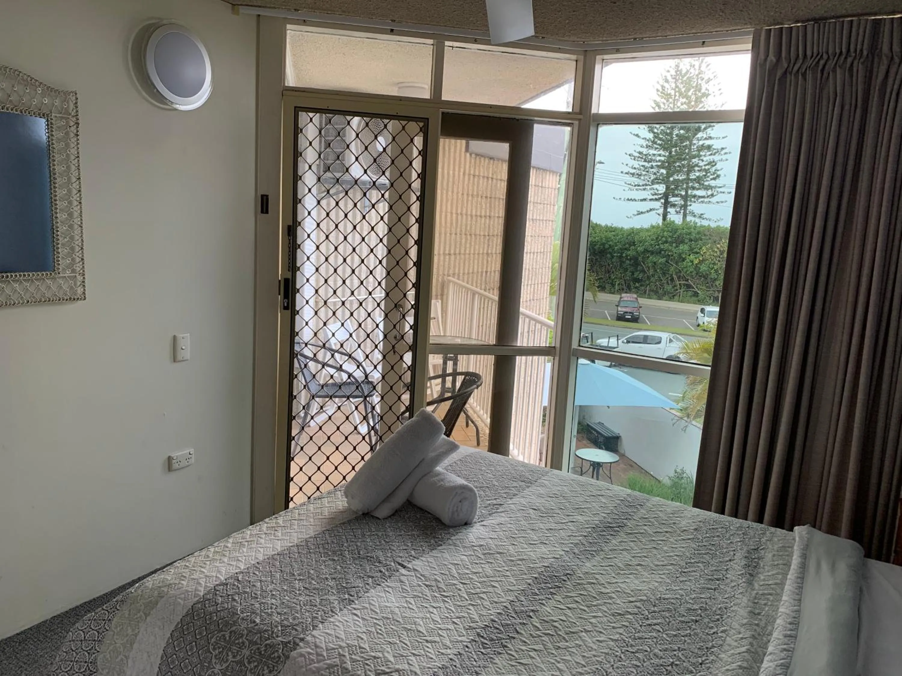 Bed in Northpoint Holiday Apartments